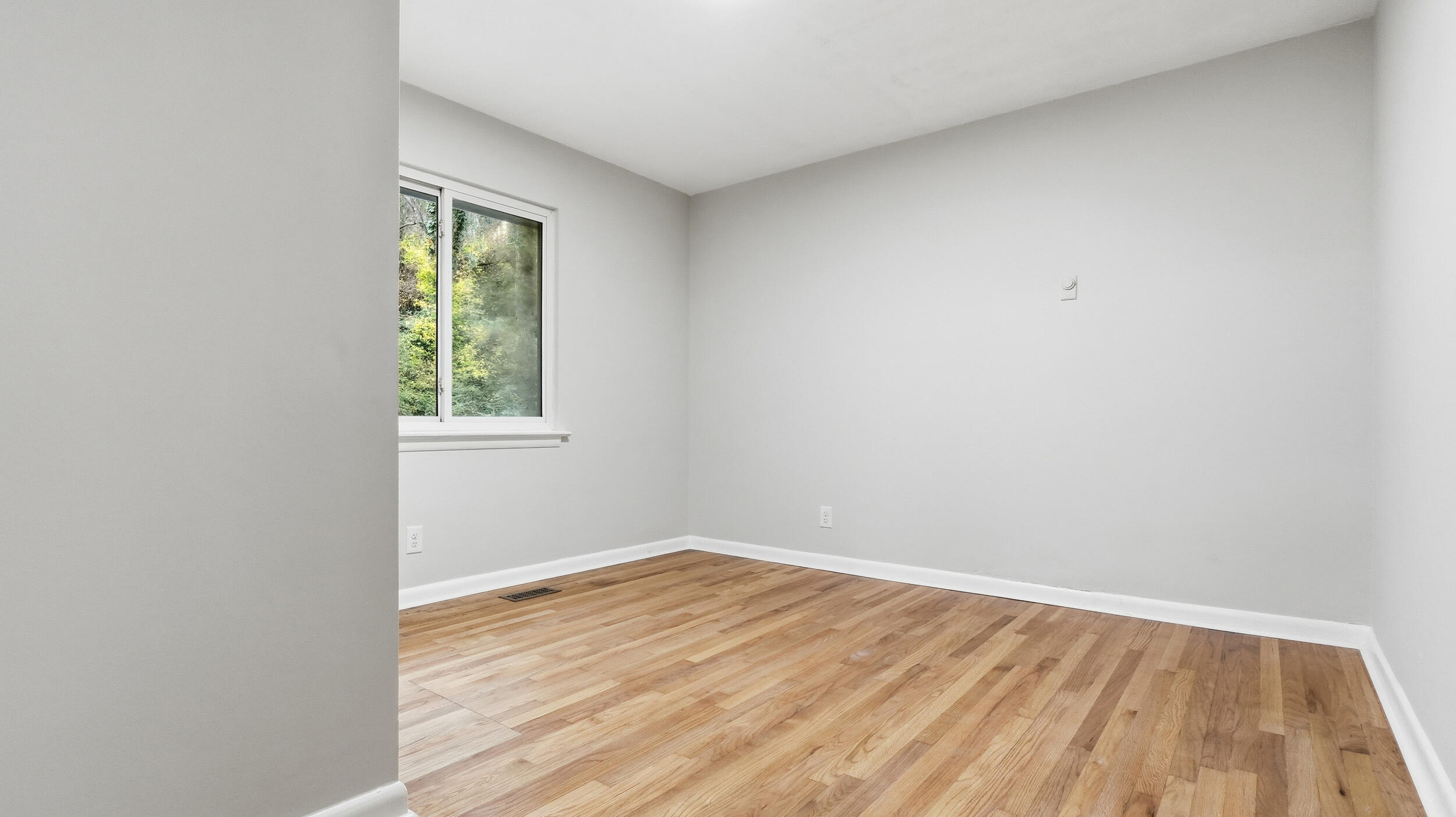 4305 Oakland Terrace