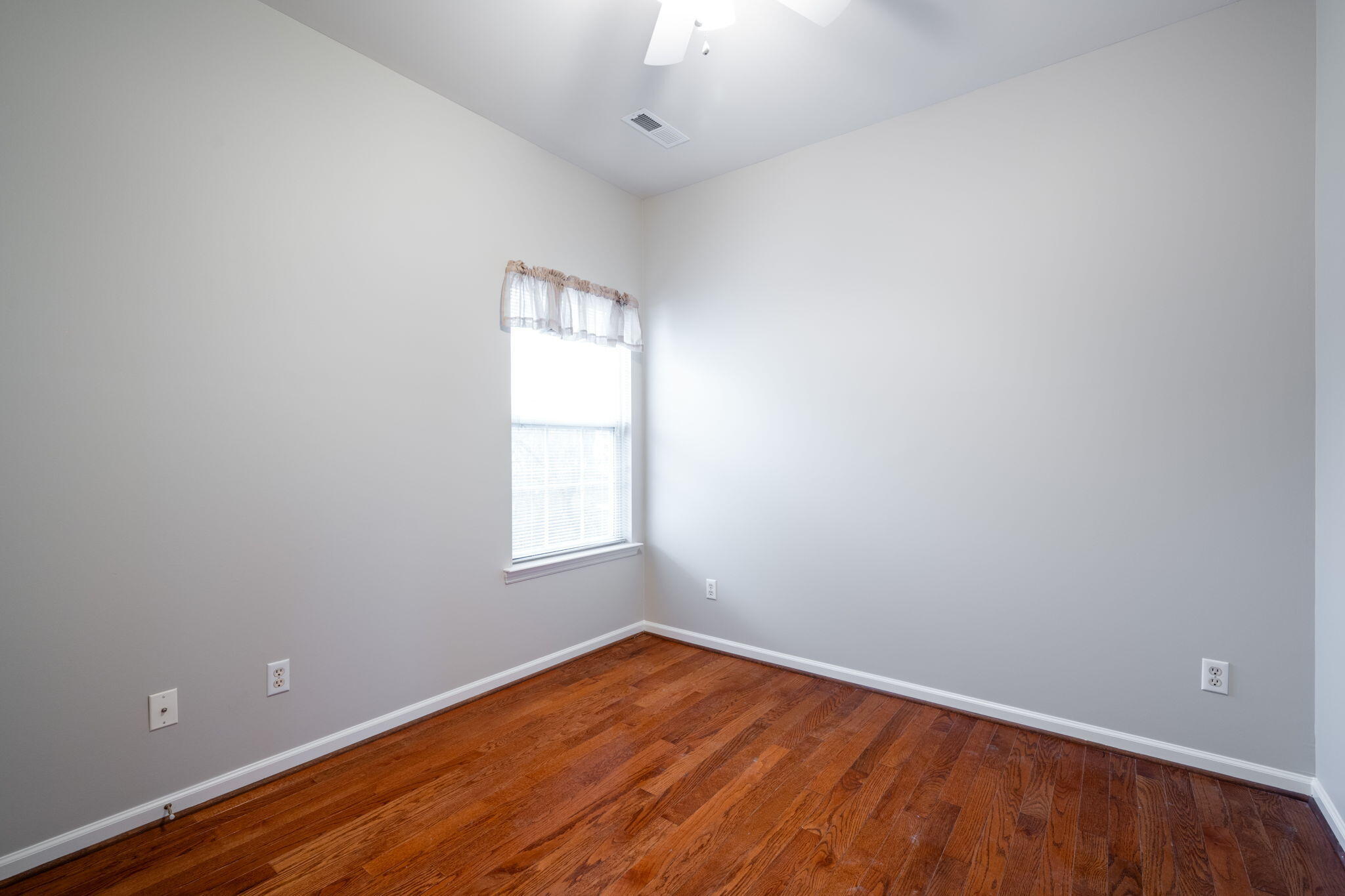 1925 Rosebrook Drive