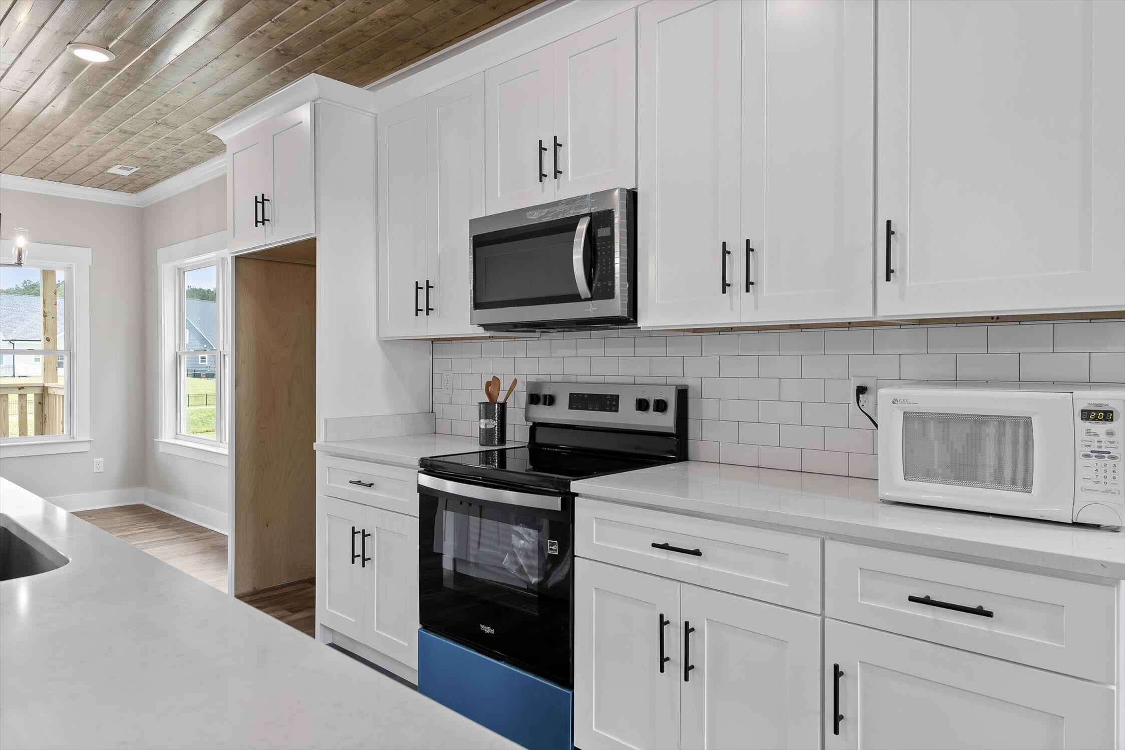 528 Willow Grove Court, 57