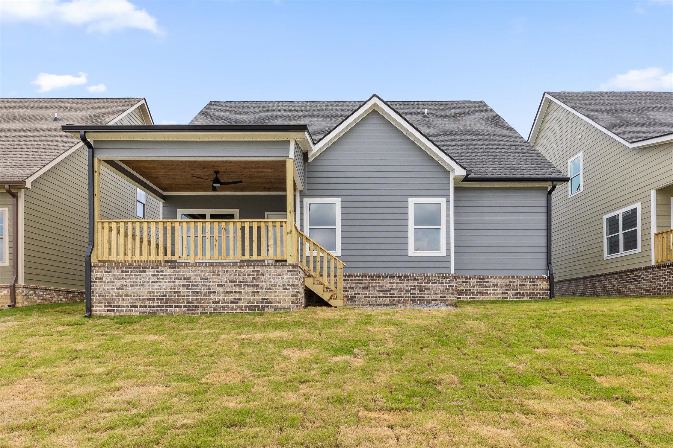 528 Willow Grove Court, 57