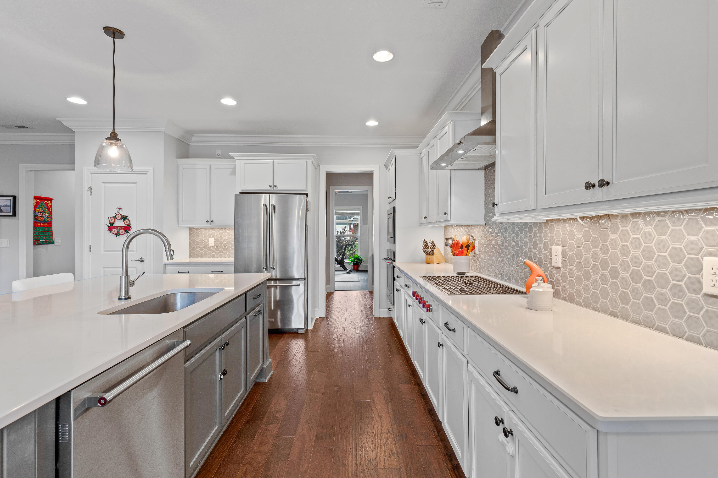 558 Deer Valley Drive