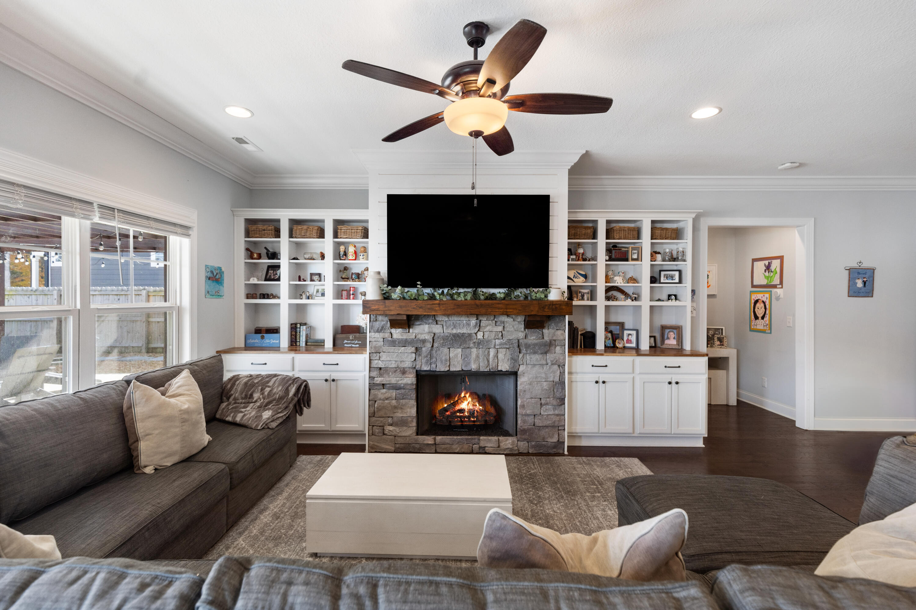 558 Deer Valley Drive