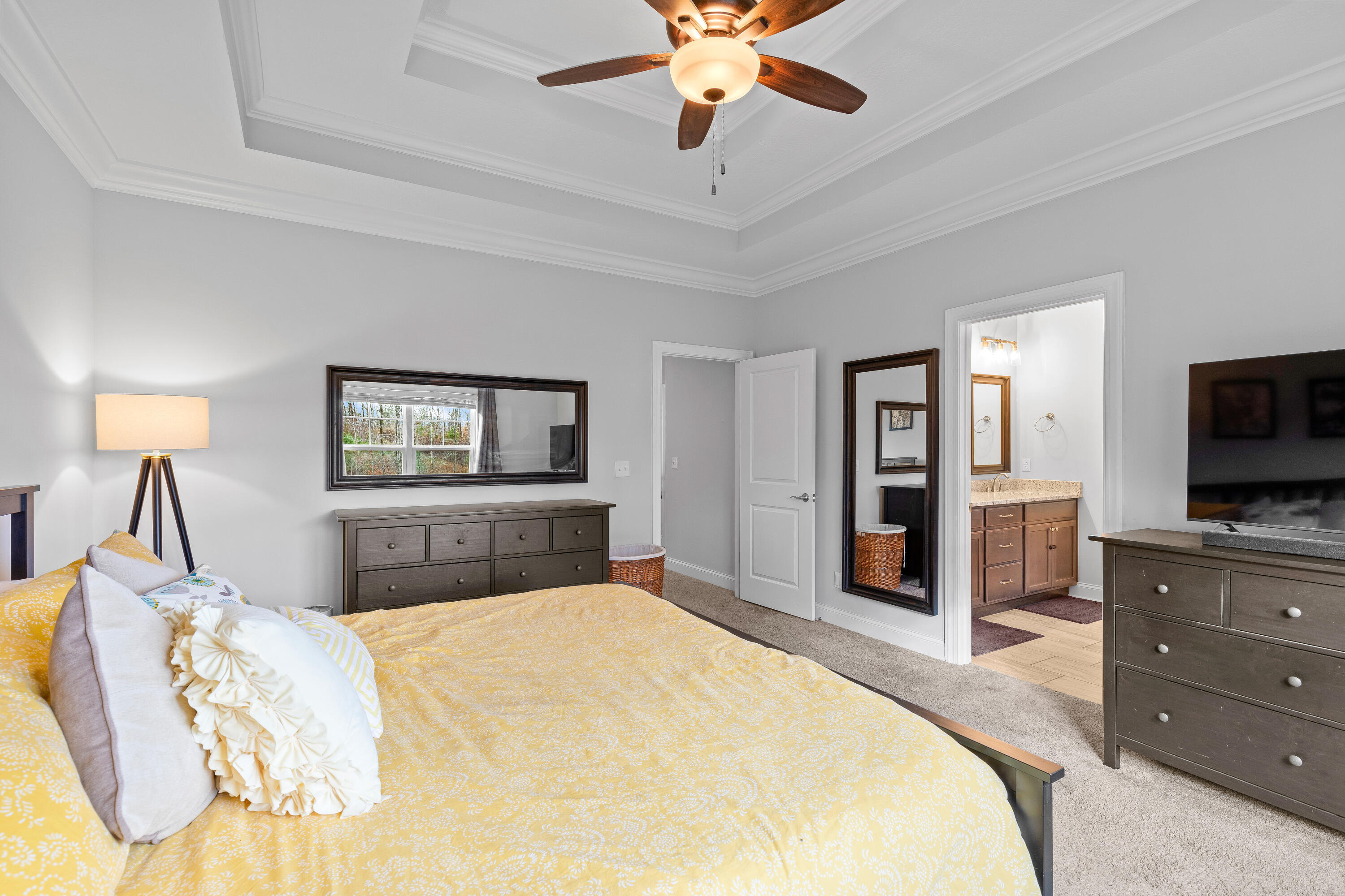 558 Deer Valley Drive