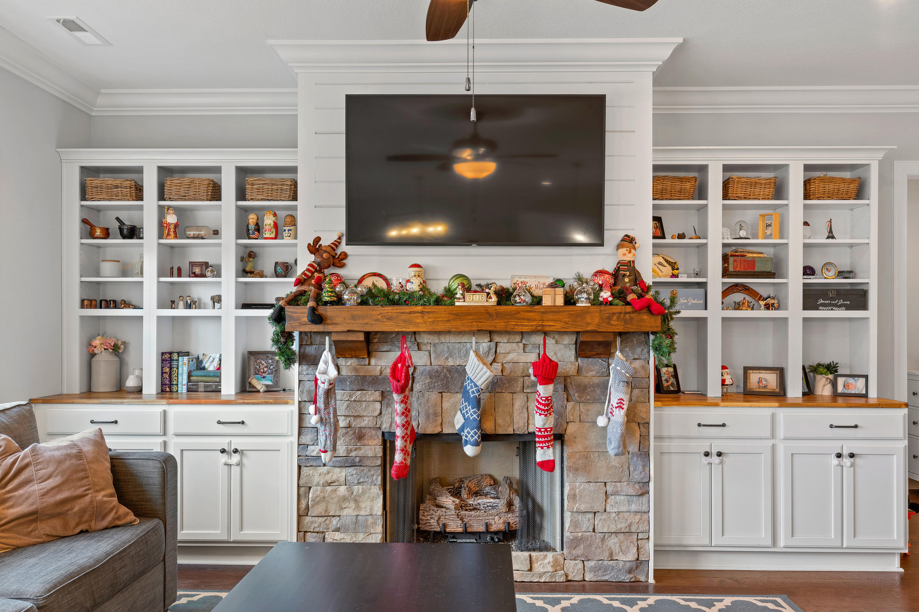 558 Deer Valley Drive