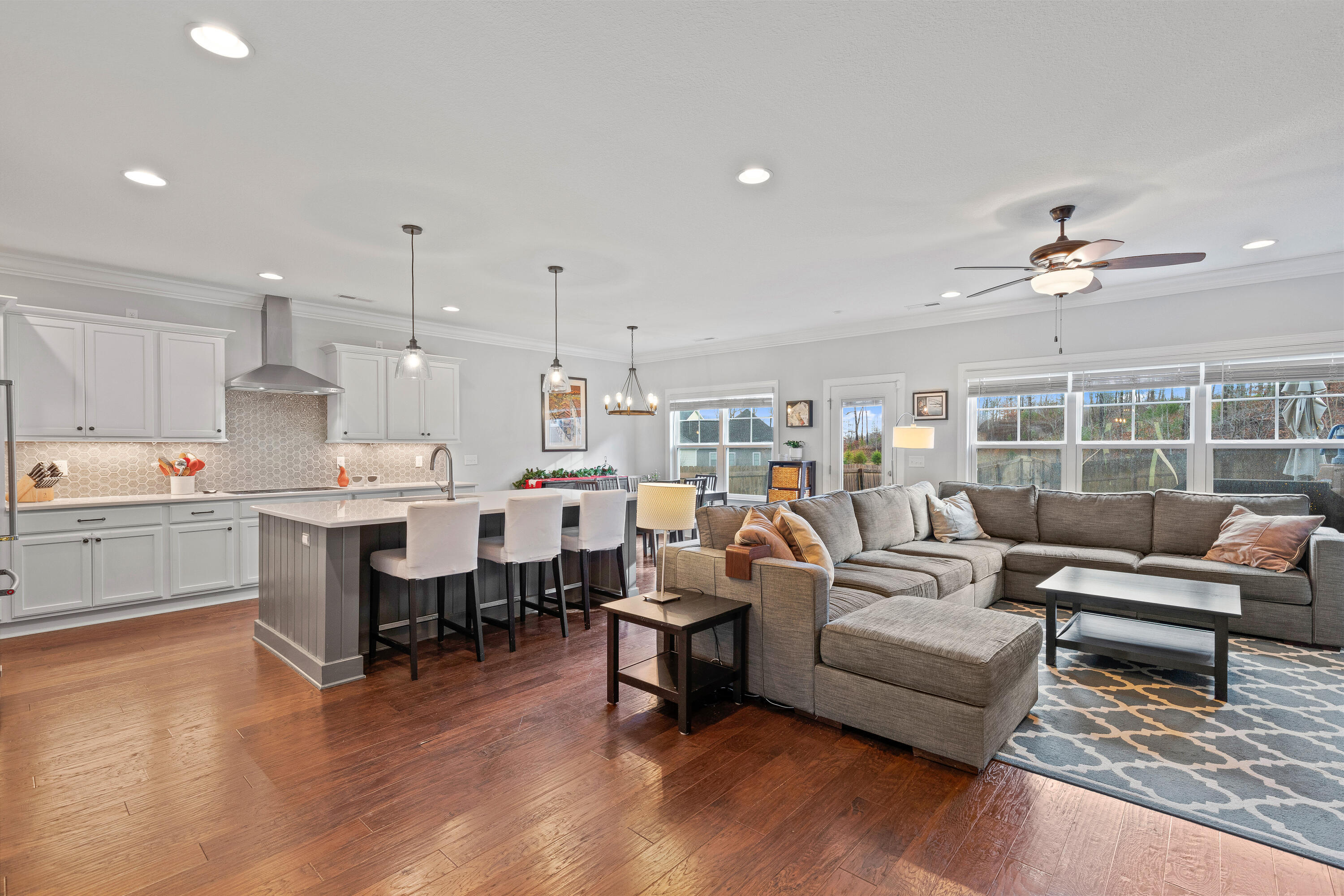 558 Deer Valley Drive