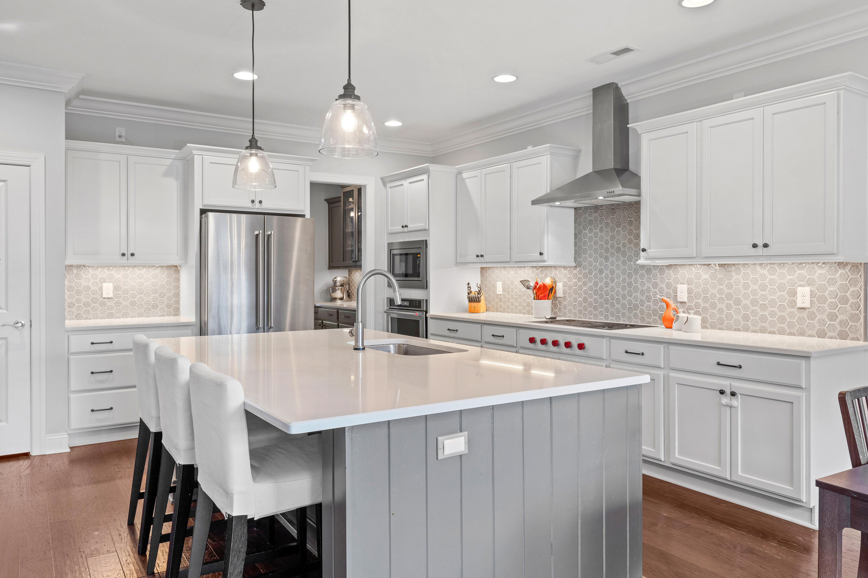 558 Deer Valley Drive