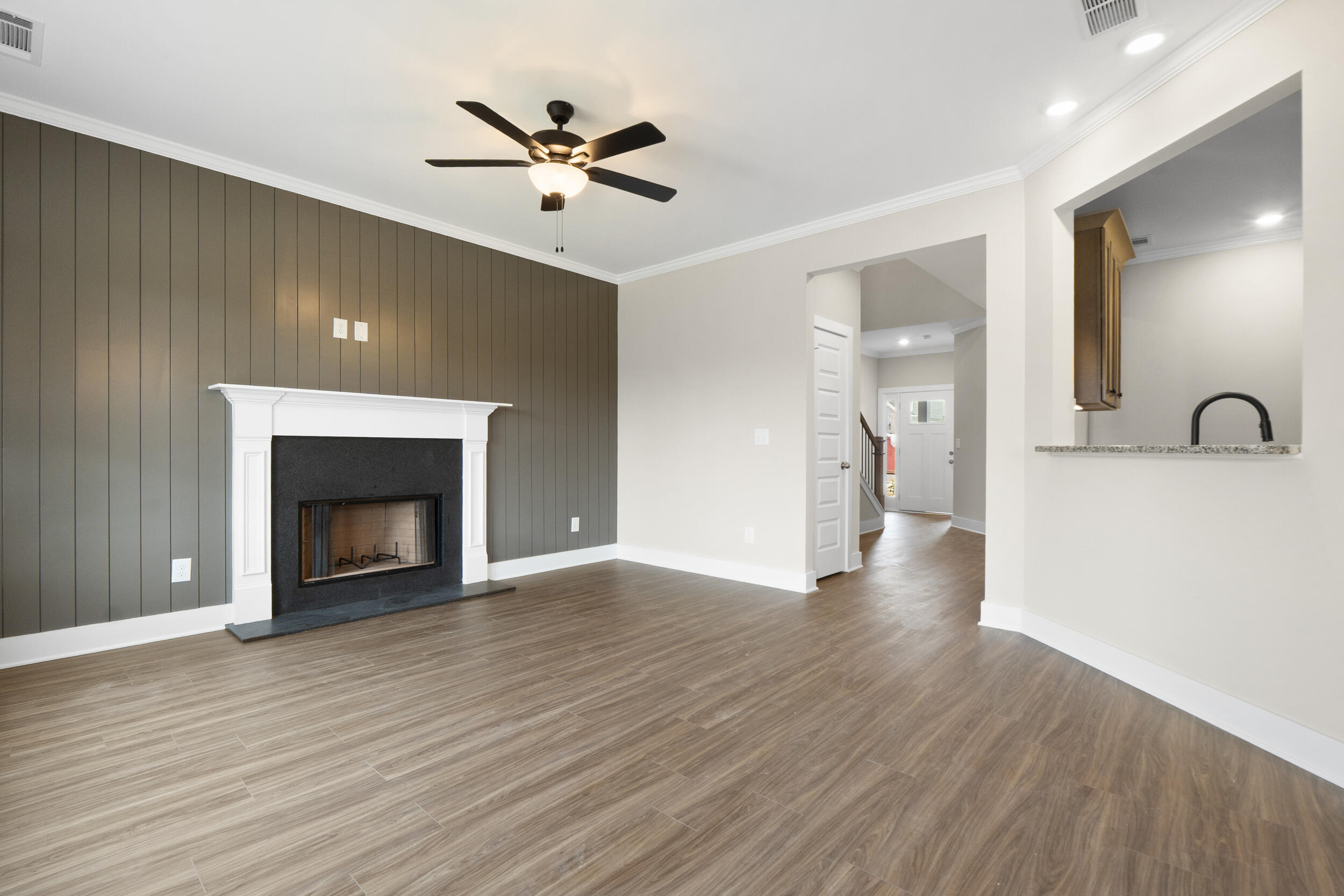 6674 Dharma Loop, 70