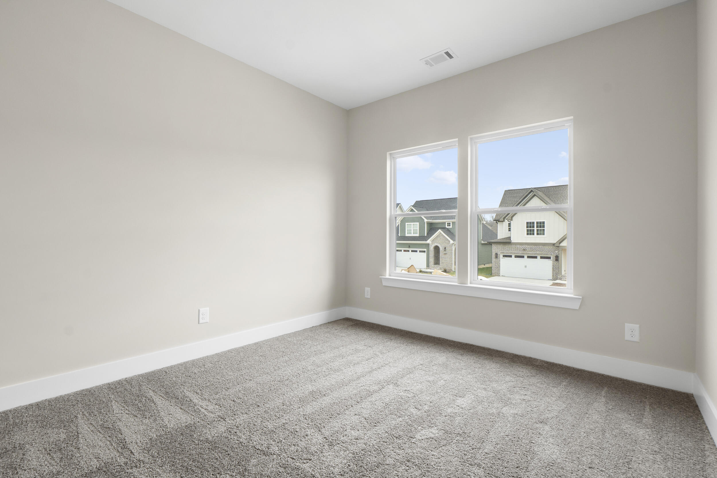 6674 Dharma Loop, 70