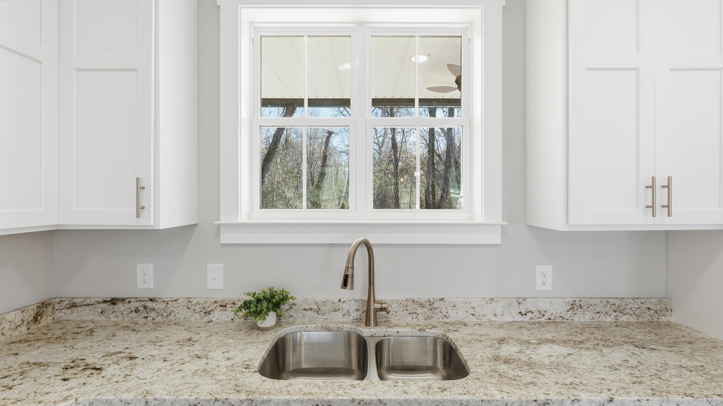 208 Old State Hwy 28