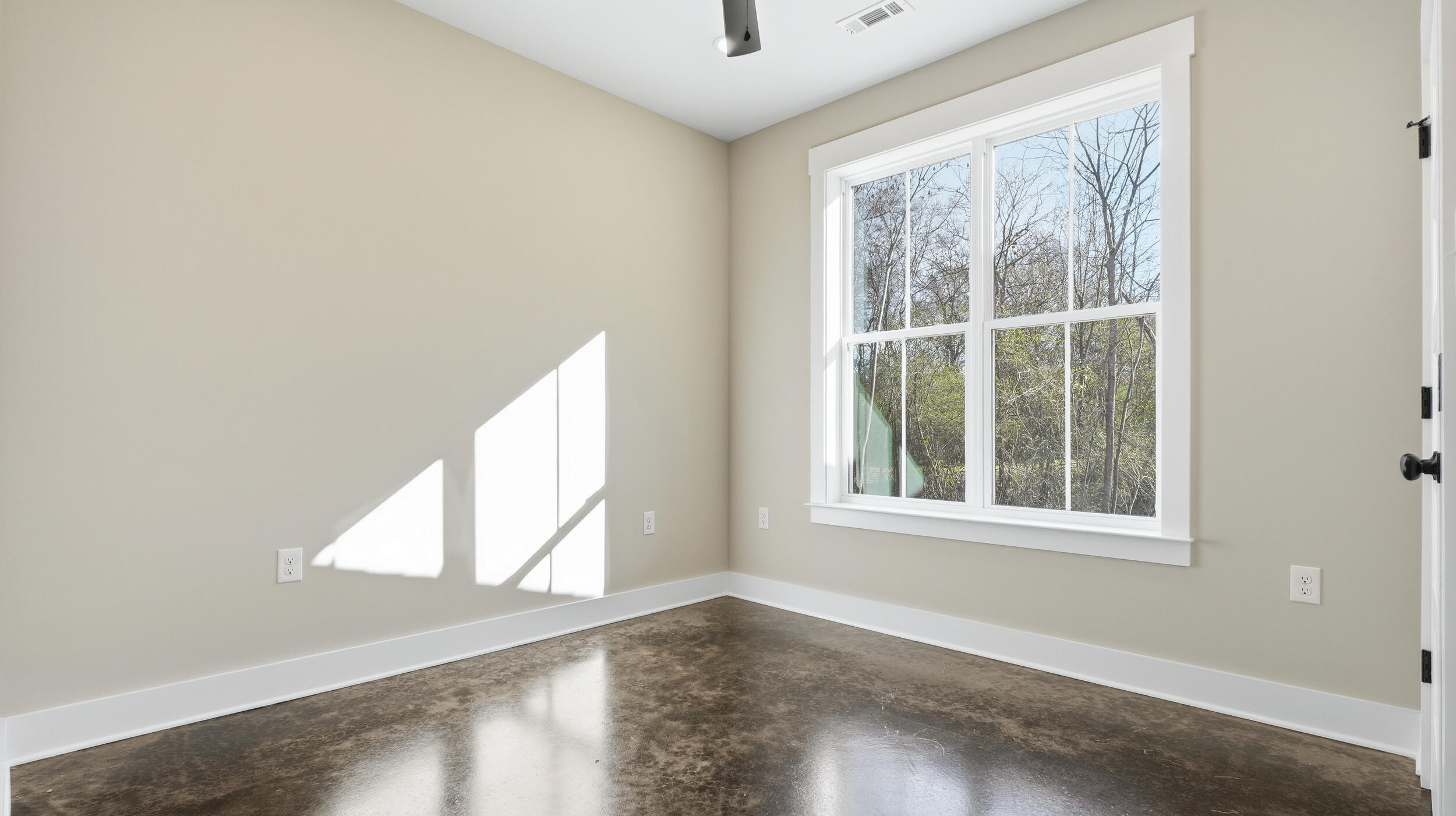 208 Old State Hwy 28