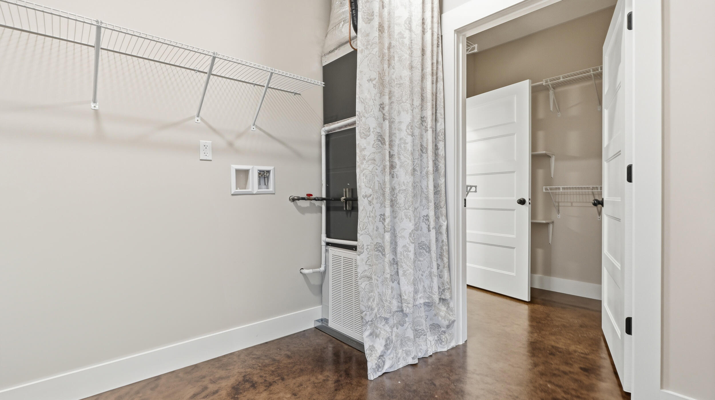 208 Old State Hwy 28