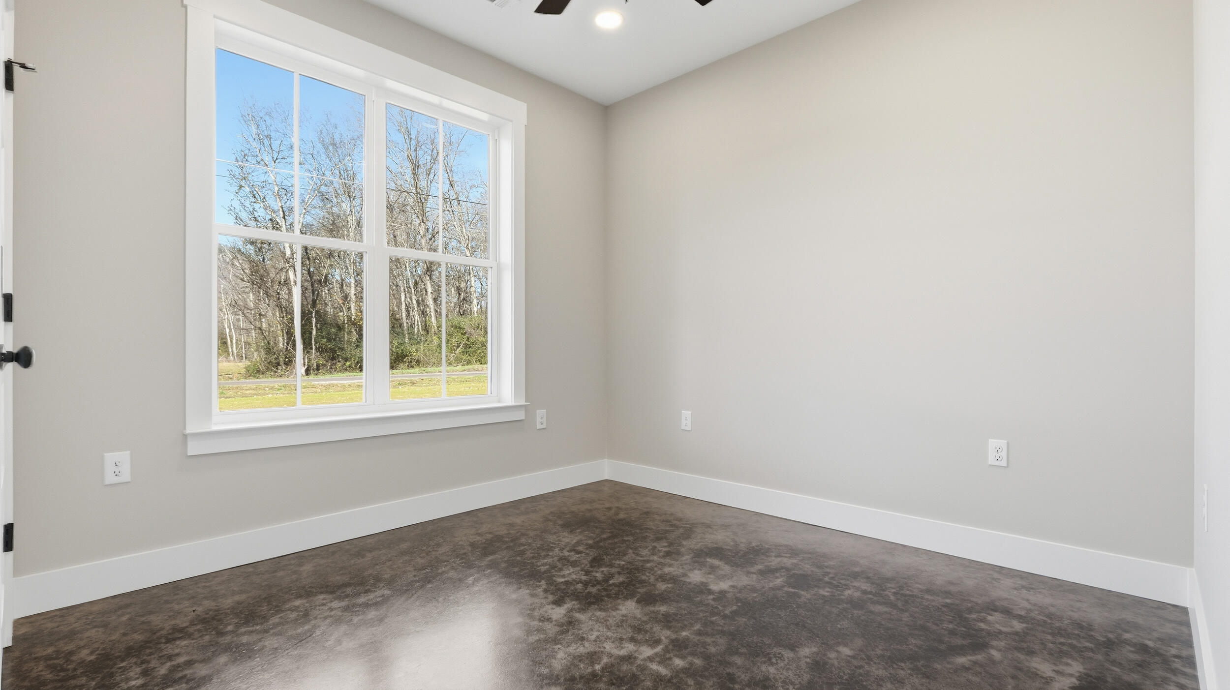 208 Old State Hwy 28