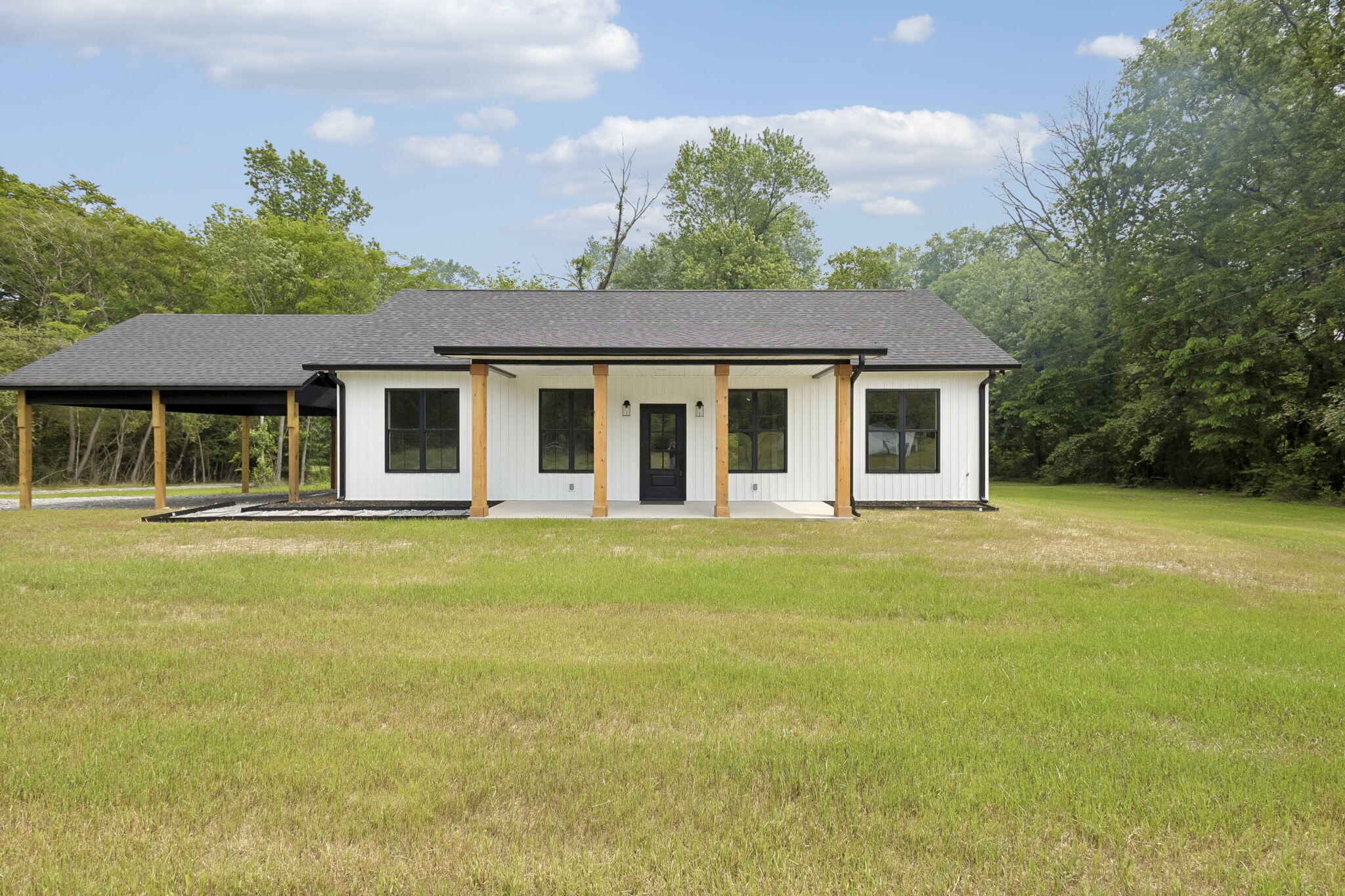 208 Old State Hwy 28