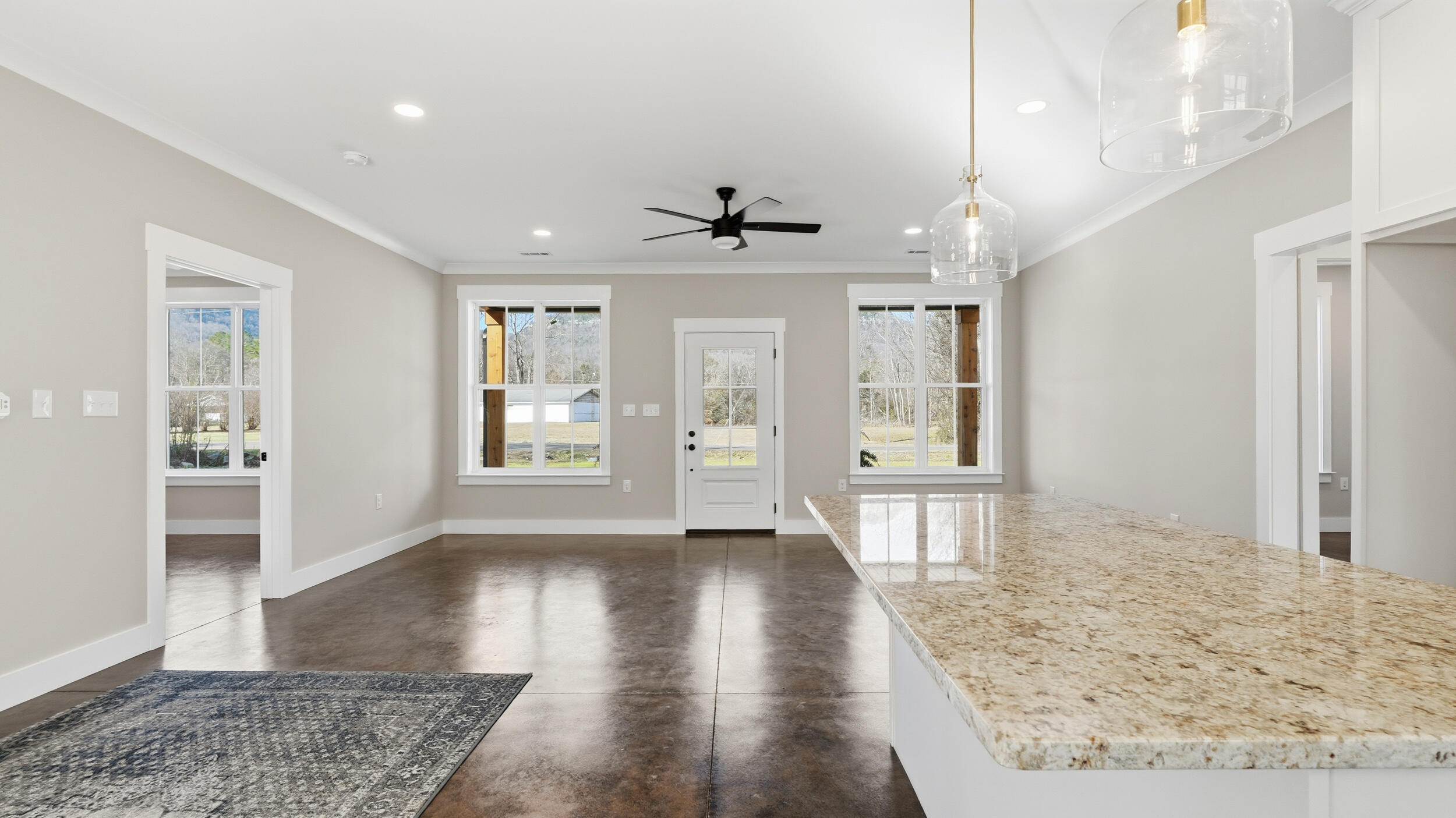 208 Old State Hwy 28