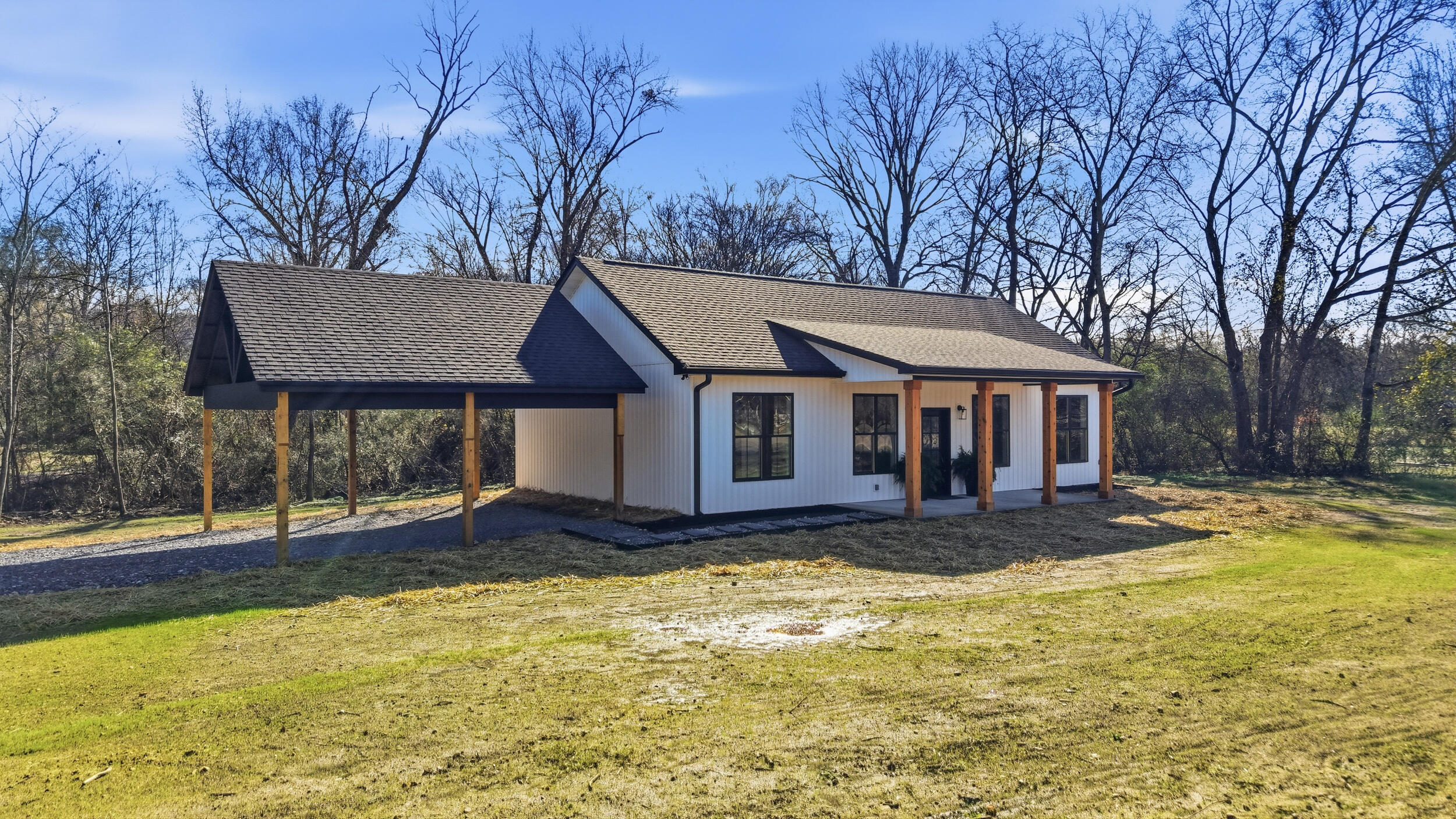 208 Old State Hwy 28