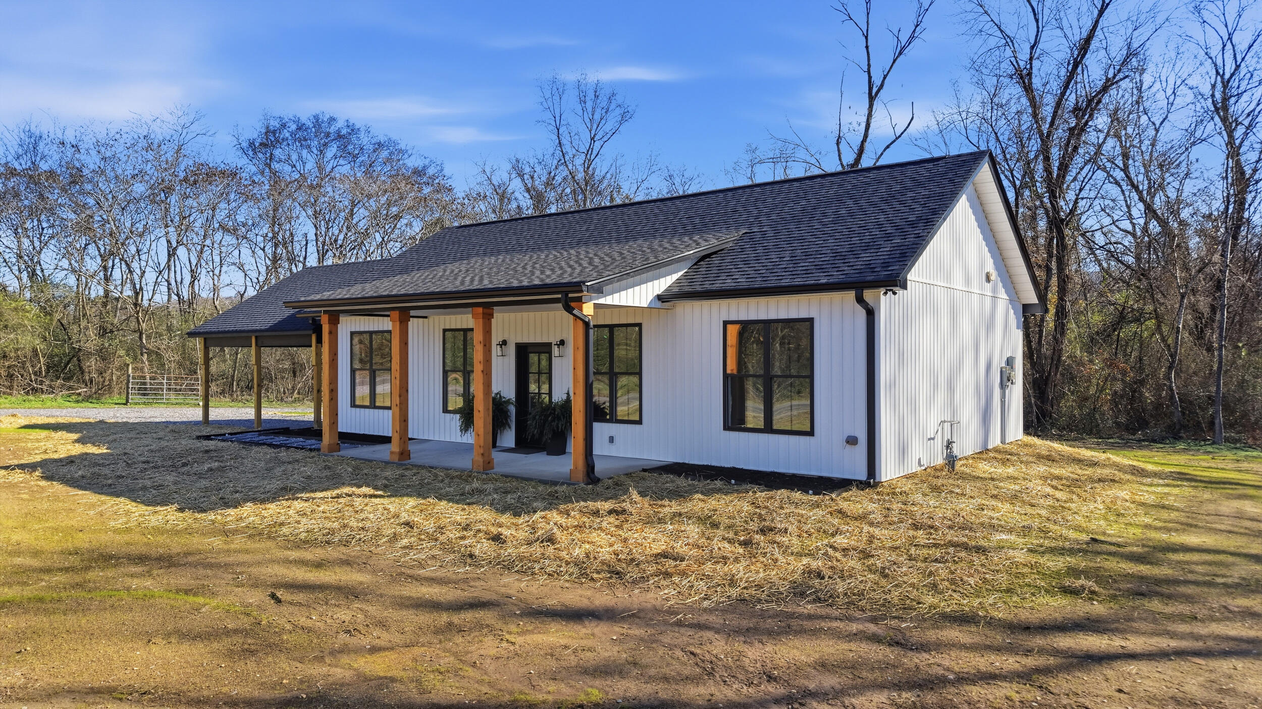 208 Old State Hwy 28