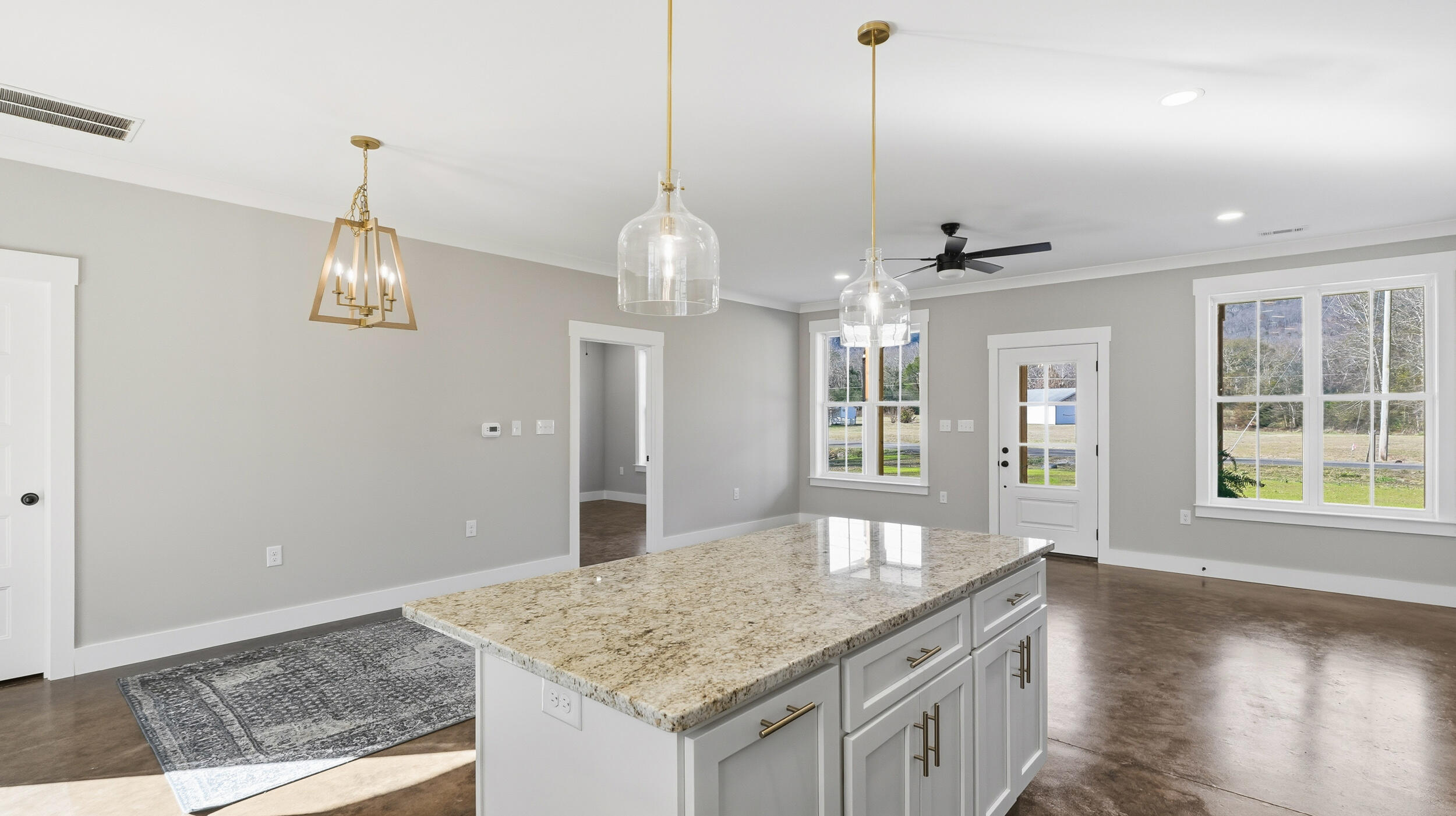 208 Old State Hwy 28