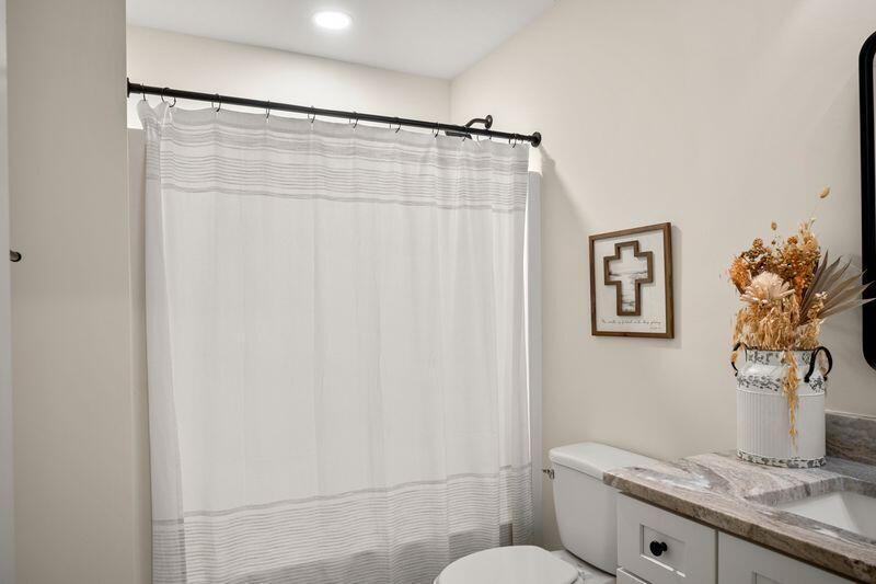 52 Stones River Drive