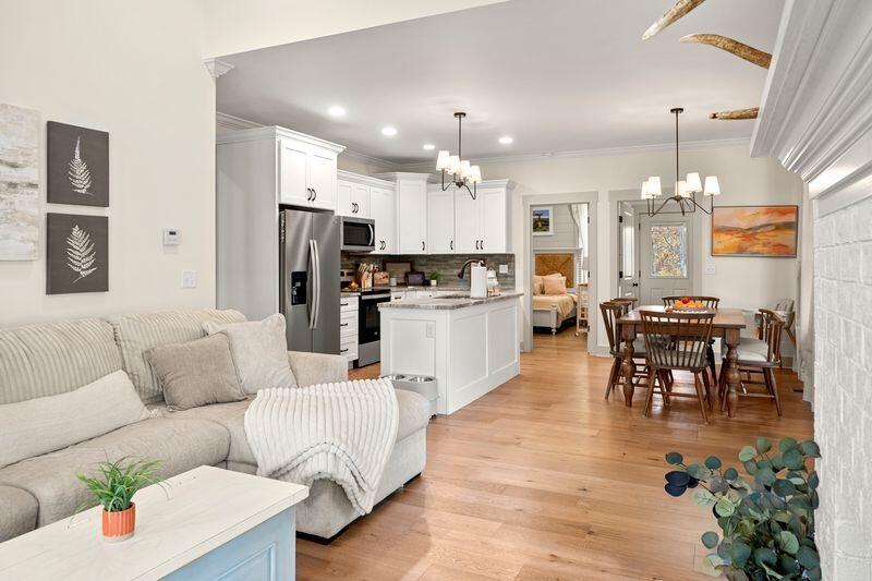 52 Stones River Drive