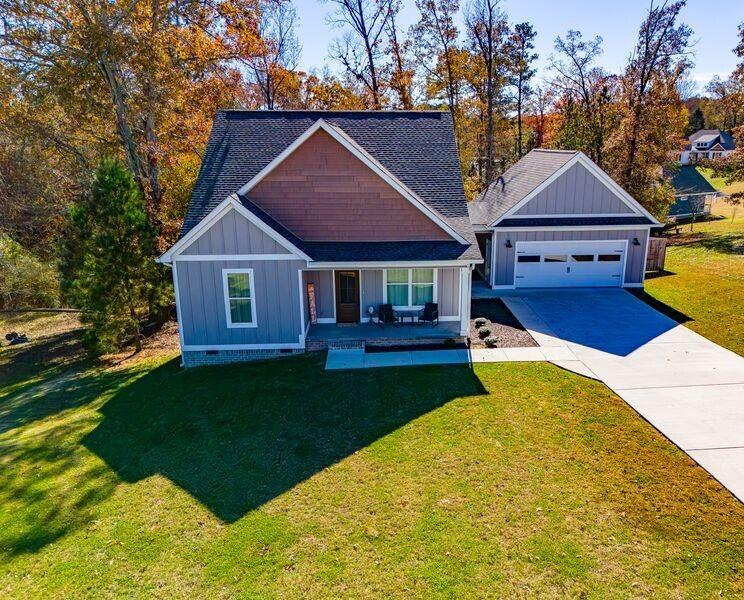 52 Stones River Drive