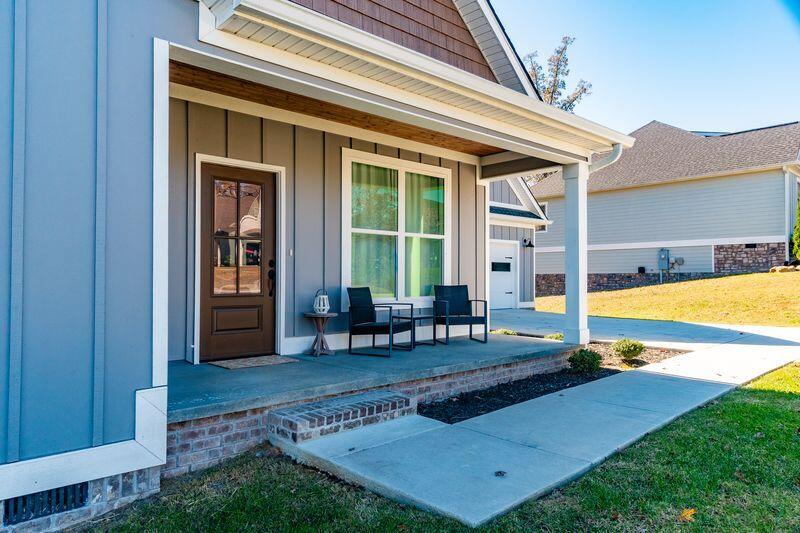 52 Stones River Drive