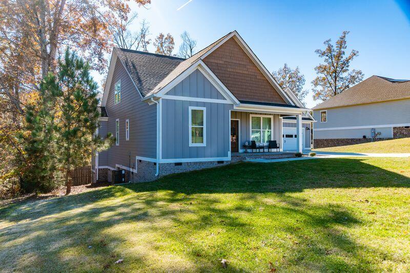 52 Stones River Drive