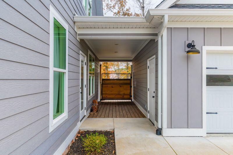 52 Stones River Drive