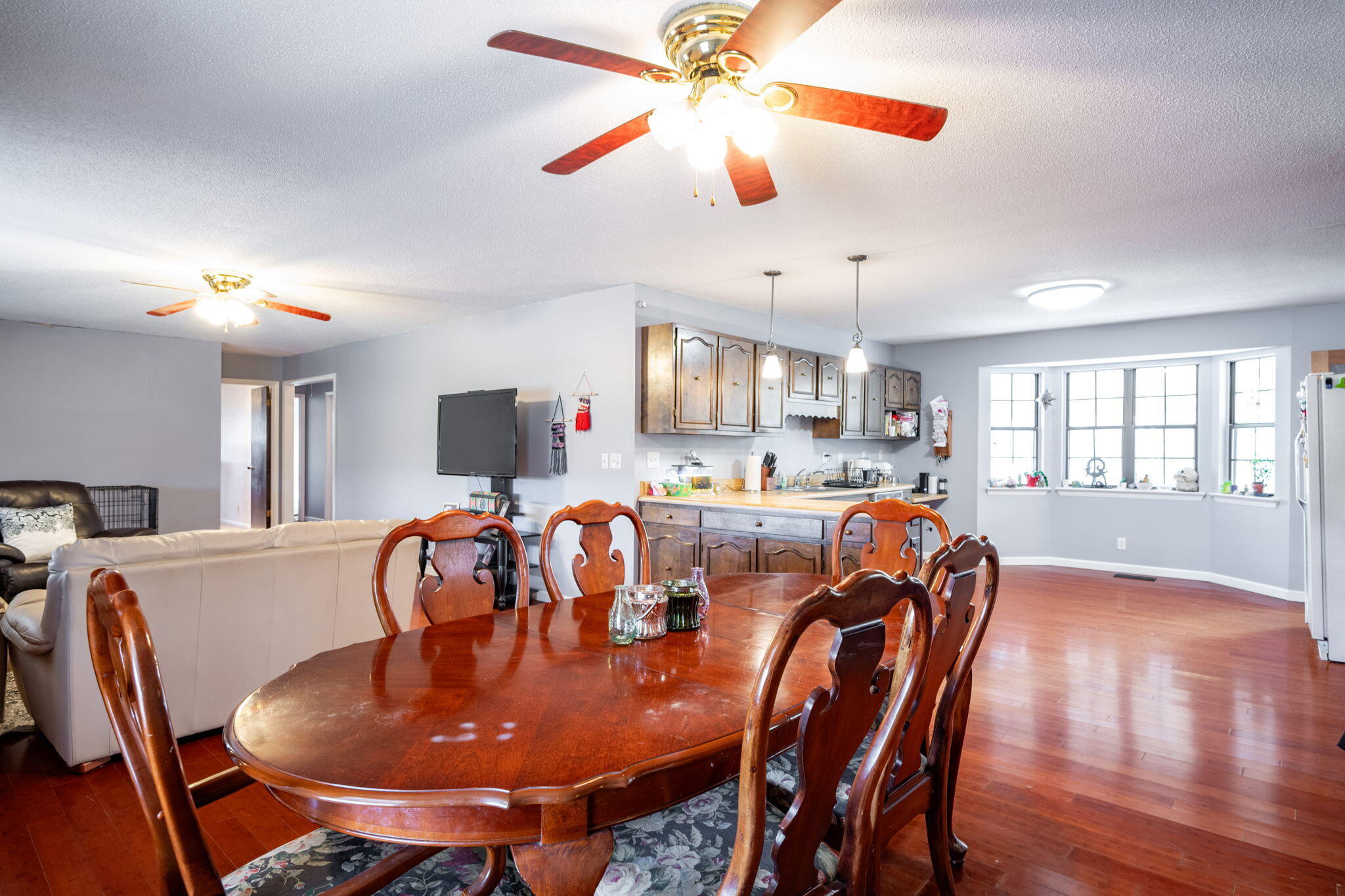 2583 Davis Ridge Road