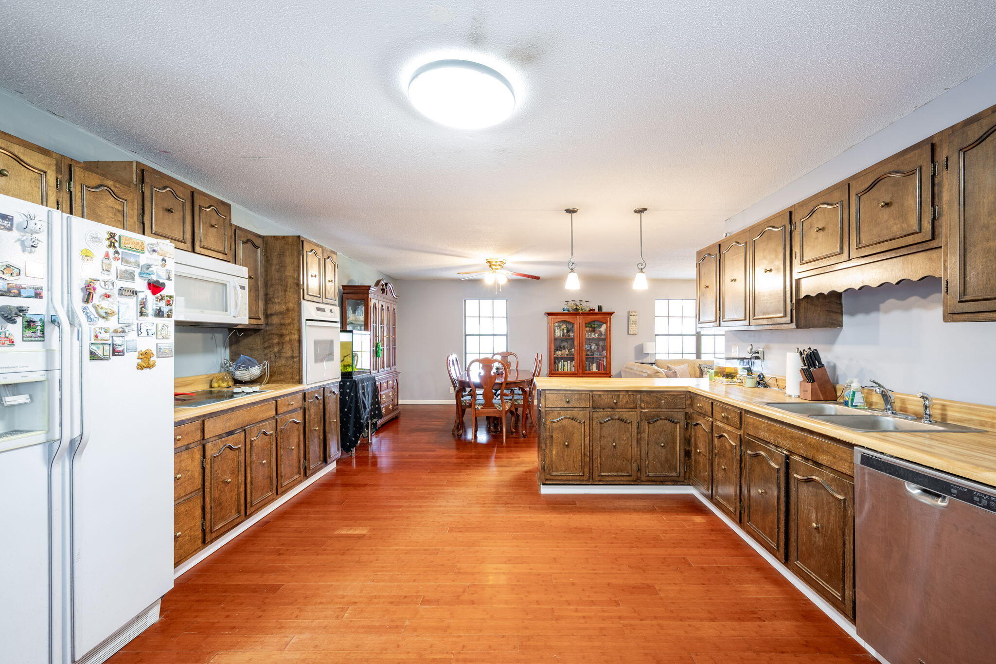 2583 Davis Ridge Road