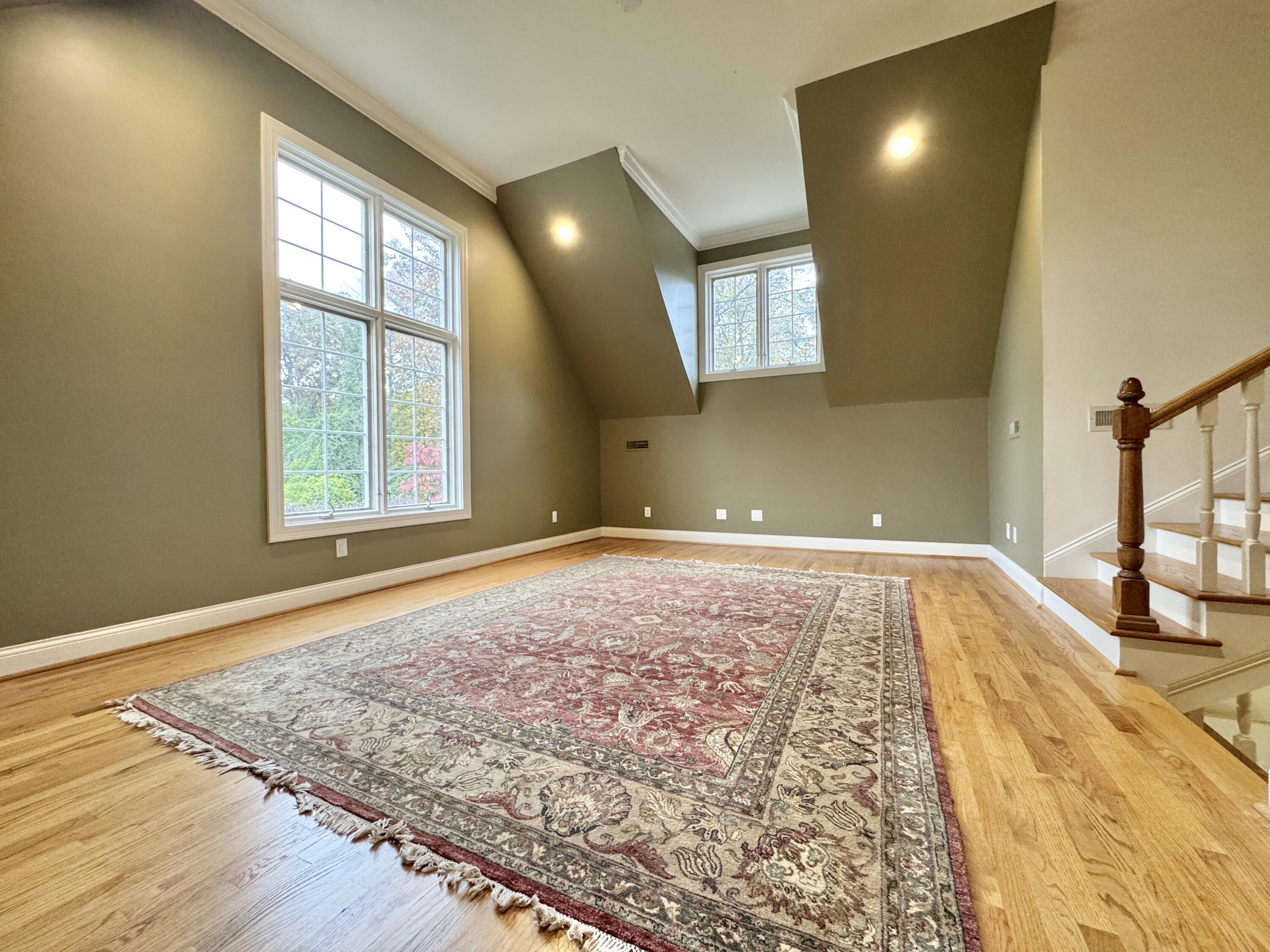 1117 Winding Oaks Way