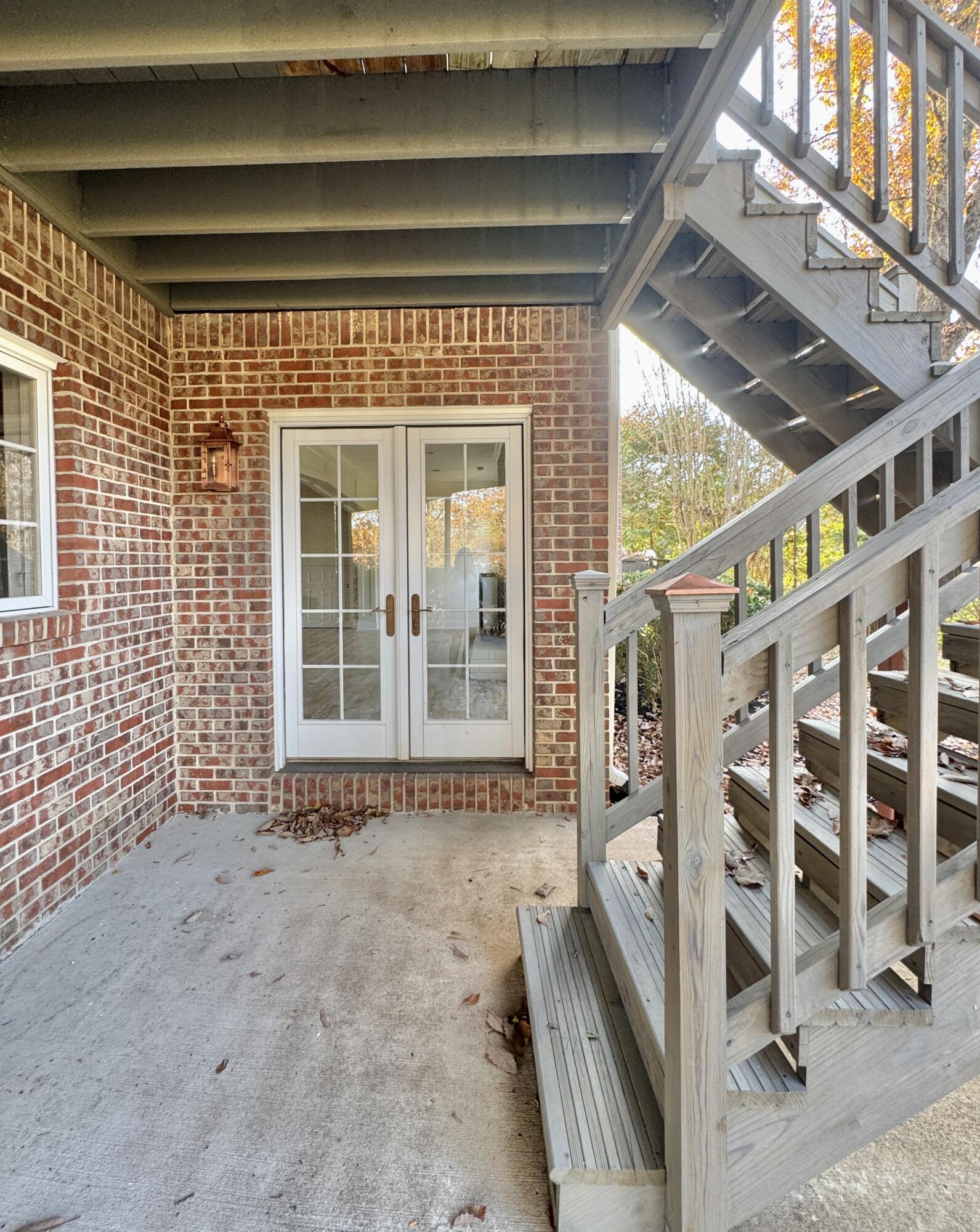 1117 Winding Oaks Way