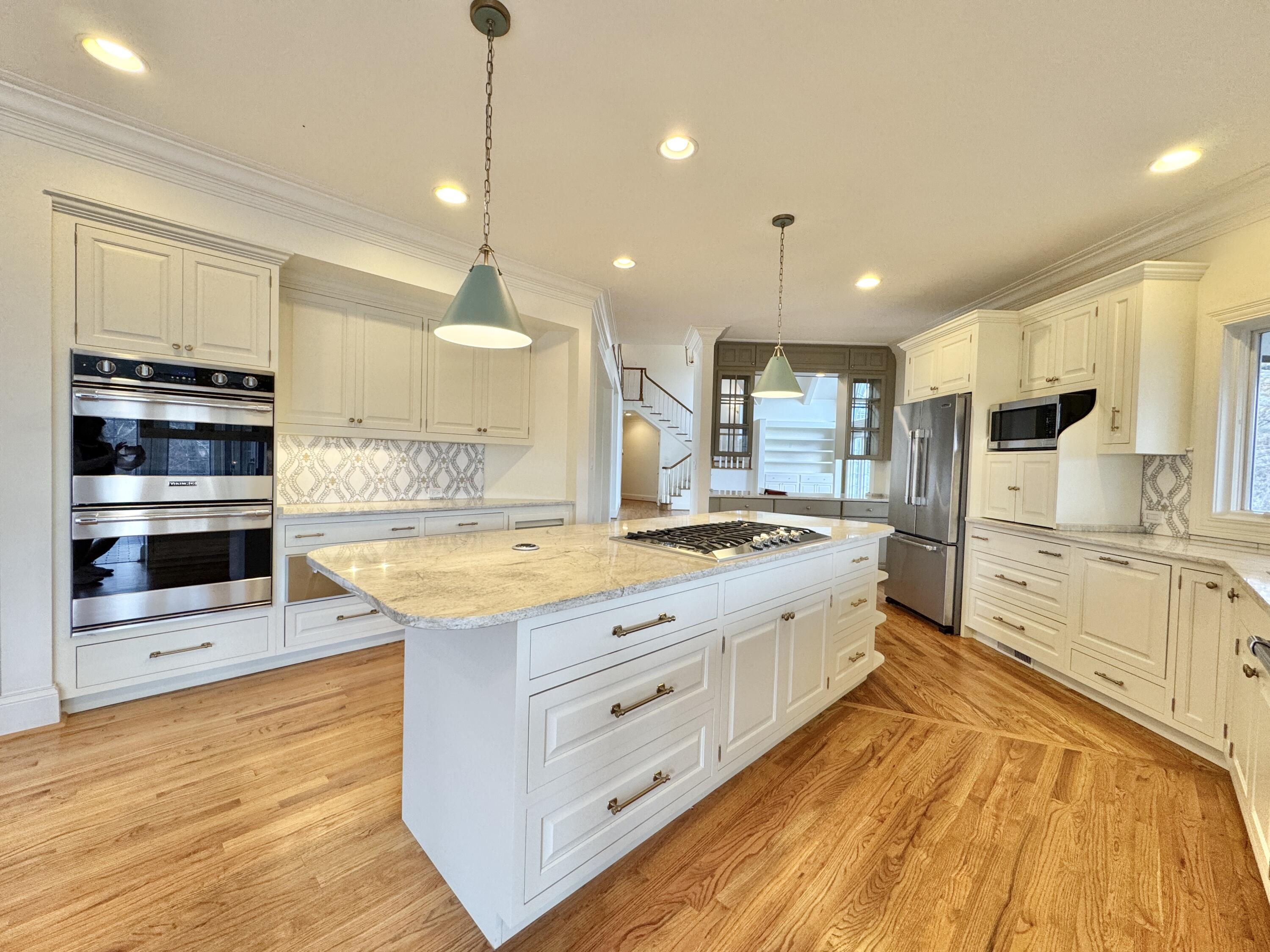 1117 Winding Oaks Way