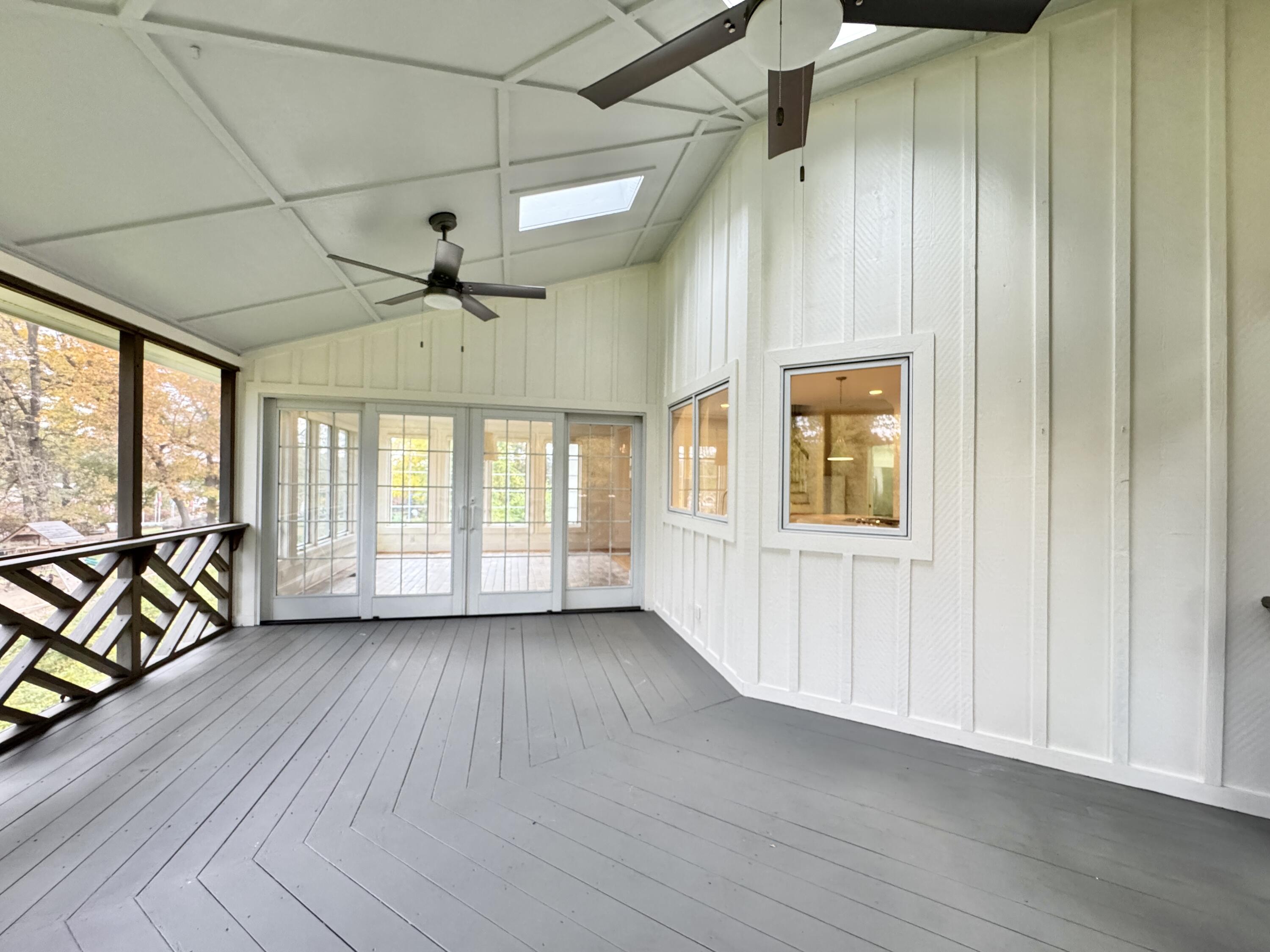 1117 Winding Oaks Way