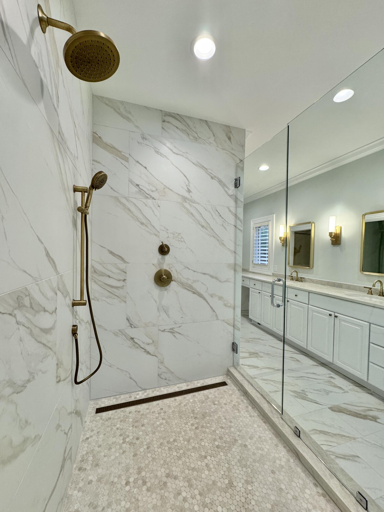 1117 Winding Oaks Way