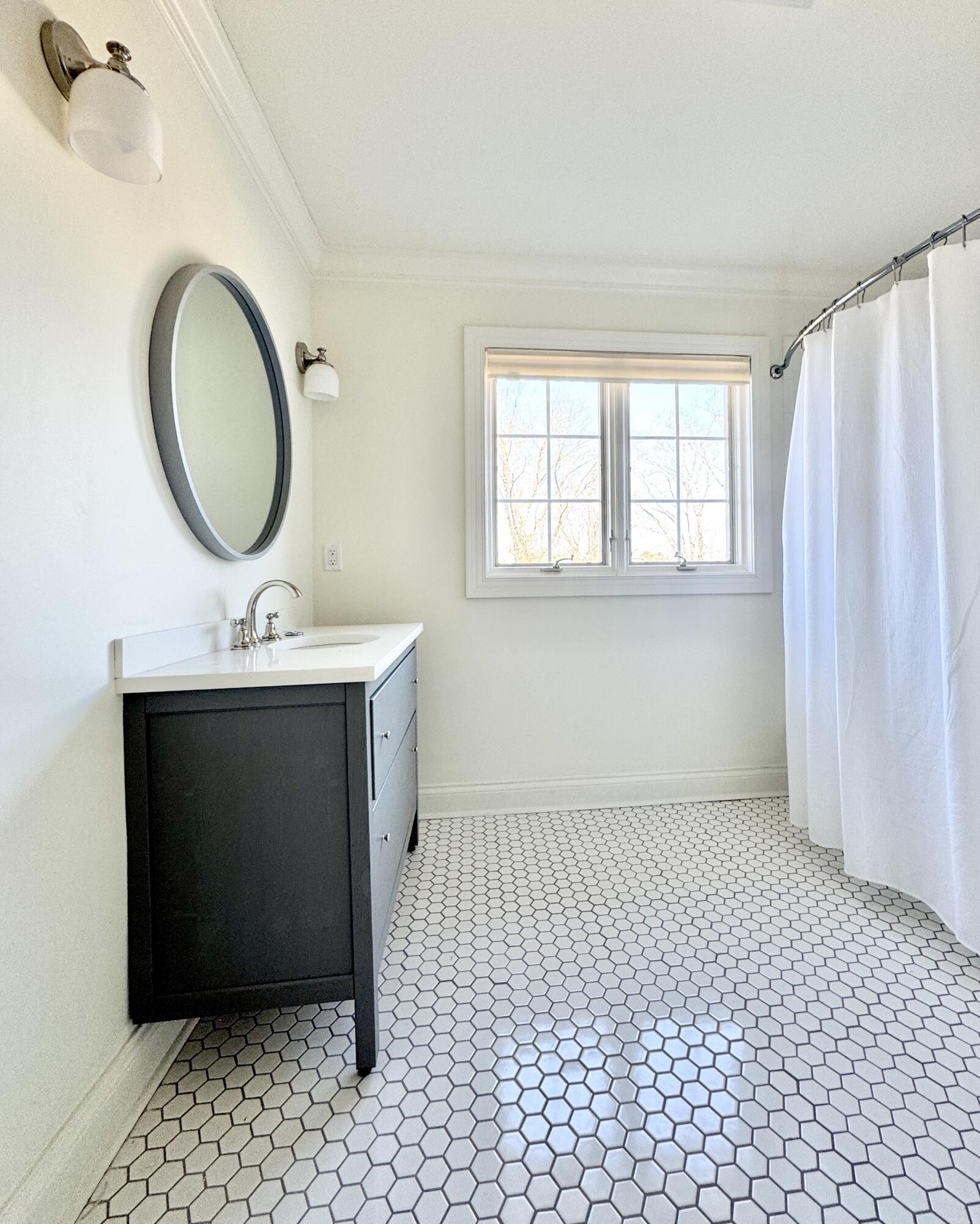 1117 Winding Oaks Way