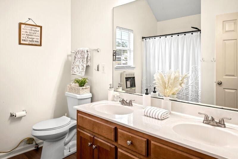 34 Winter Lane, LaFayette