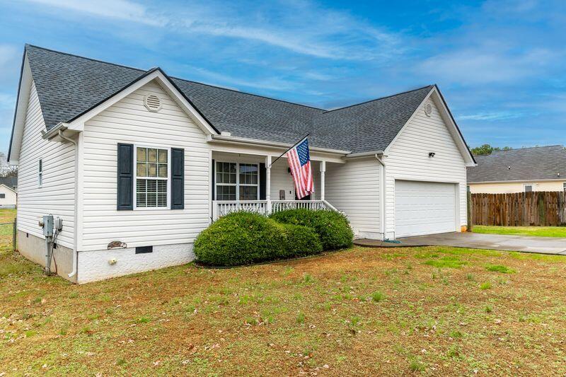 34 Winter Lane, LaFayette