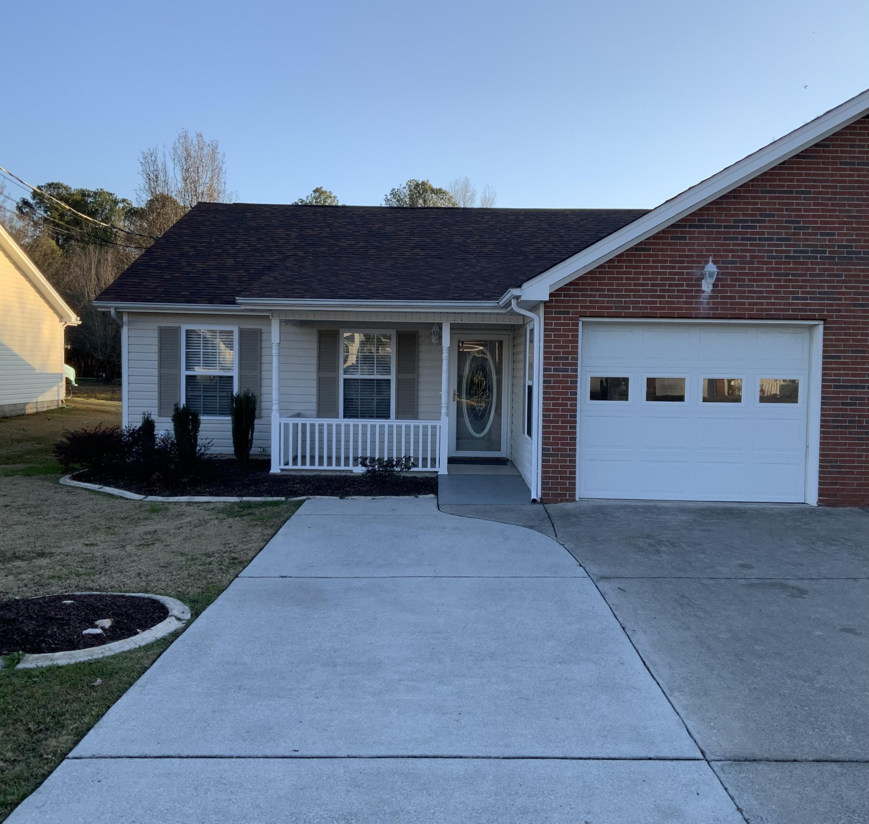 196 Flagstone Drive