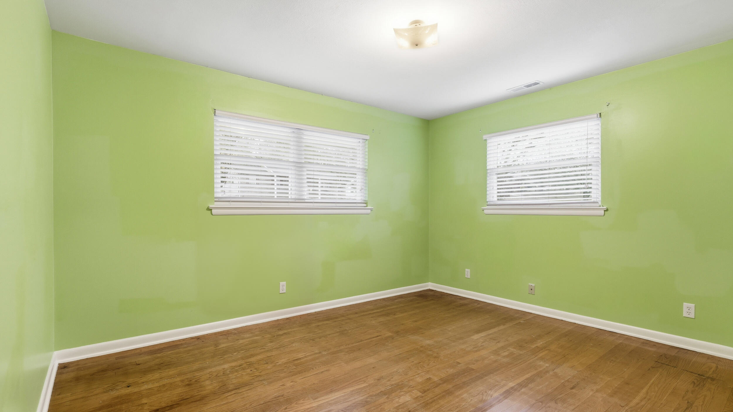 4625 Lake Haven Drive