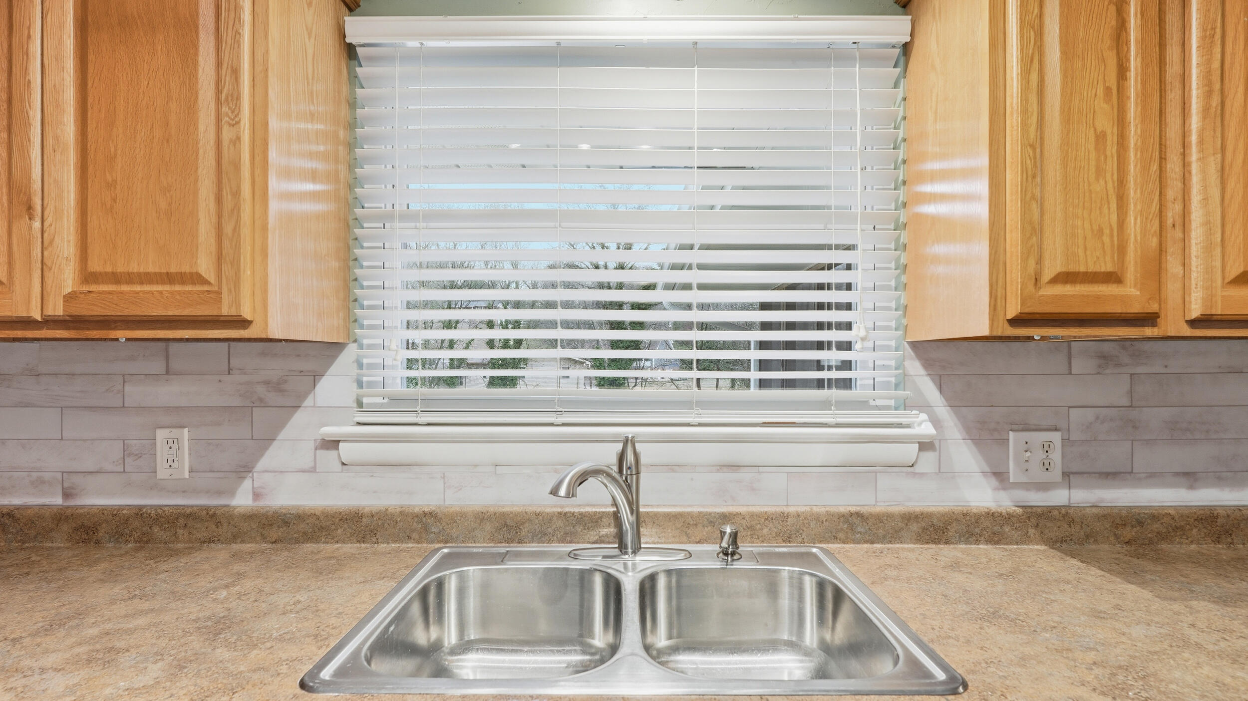 4625 Lake Haven Drive