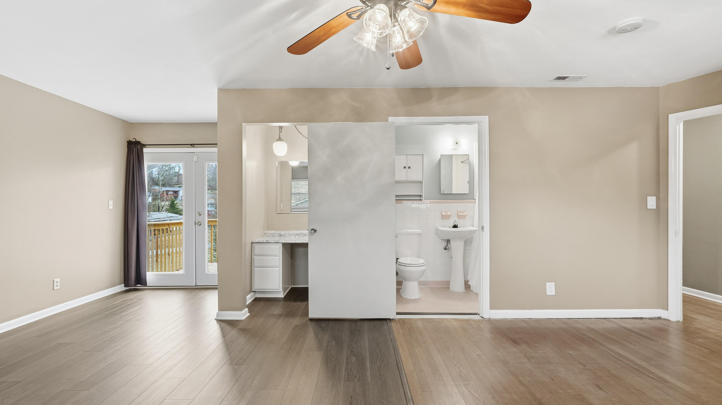 4625 Lake Haven Drive