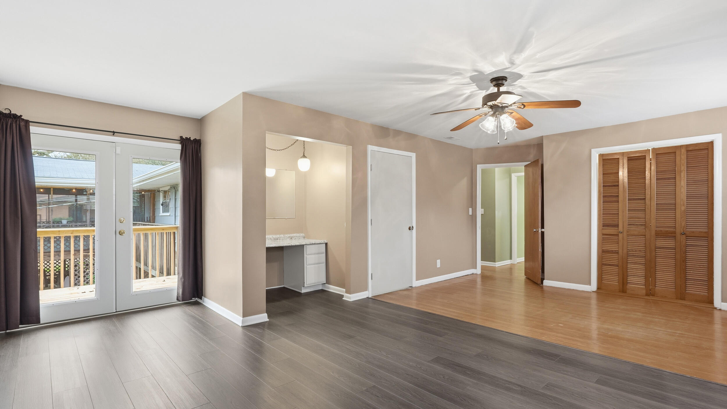 4625 Lake Haven Drive