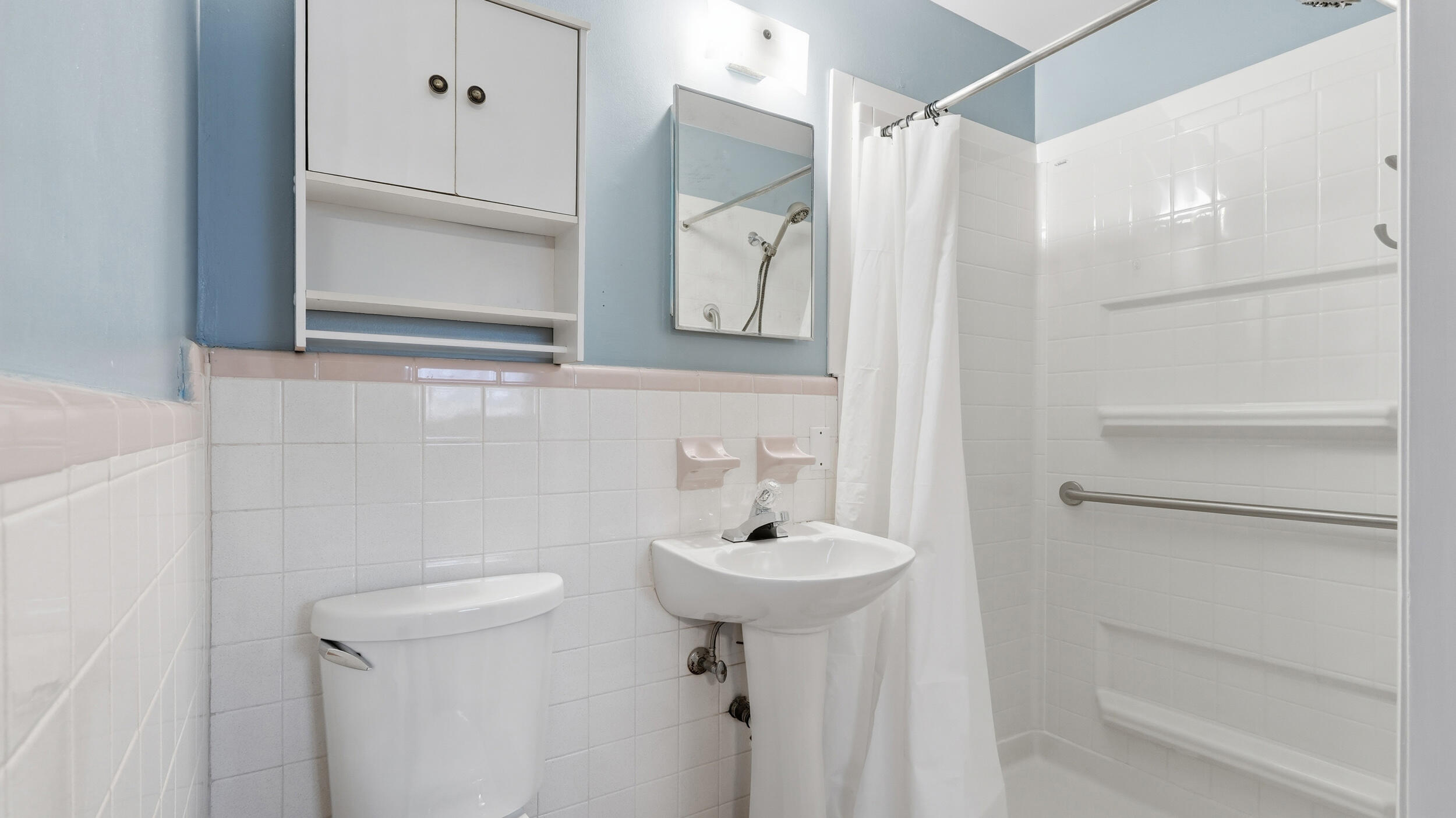 4625 Lake Haven Drive