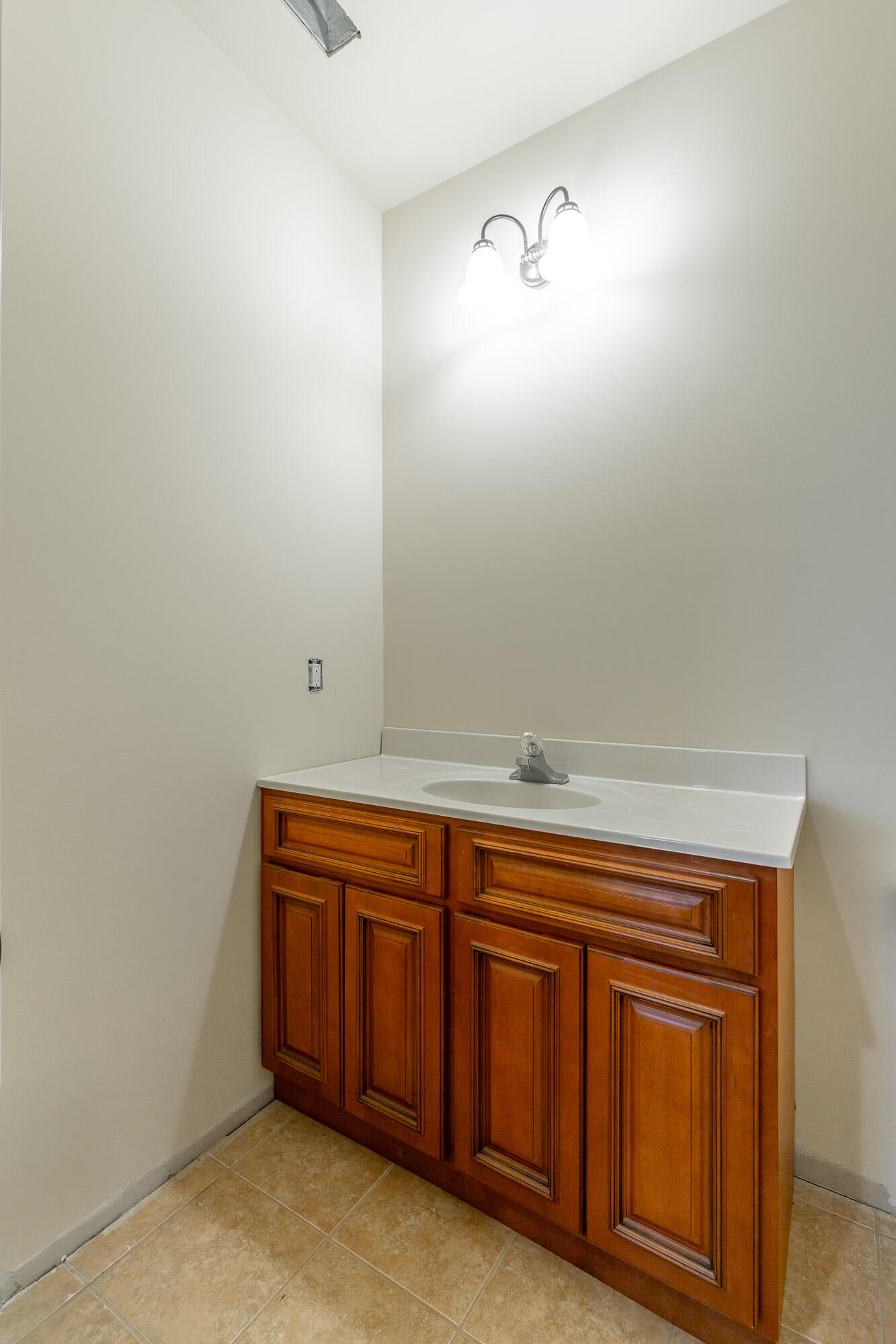 43 Hidden Hills Drive