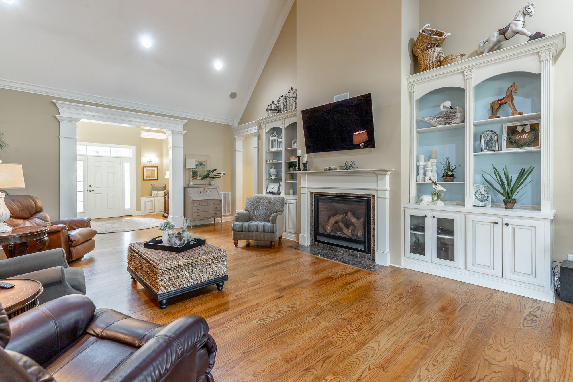 43 Hidden Hills Drive