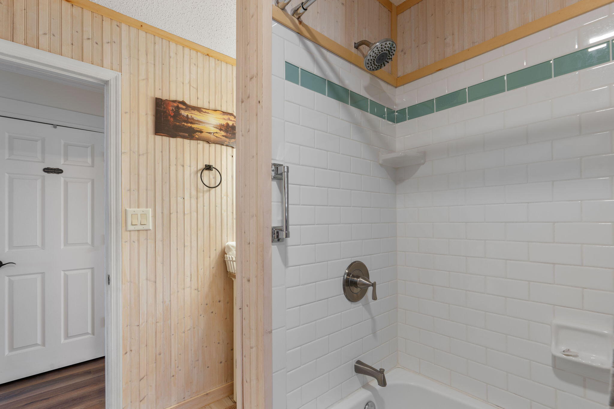 757 Lakehaven Circle