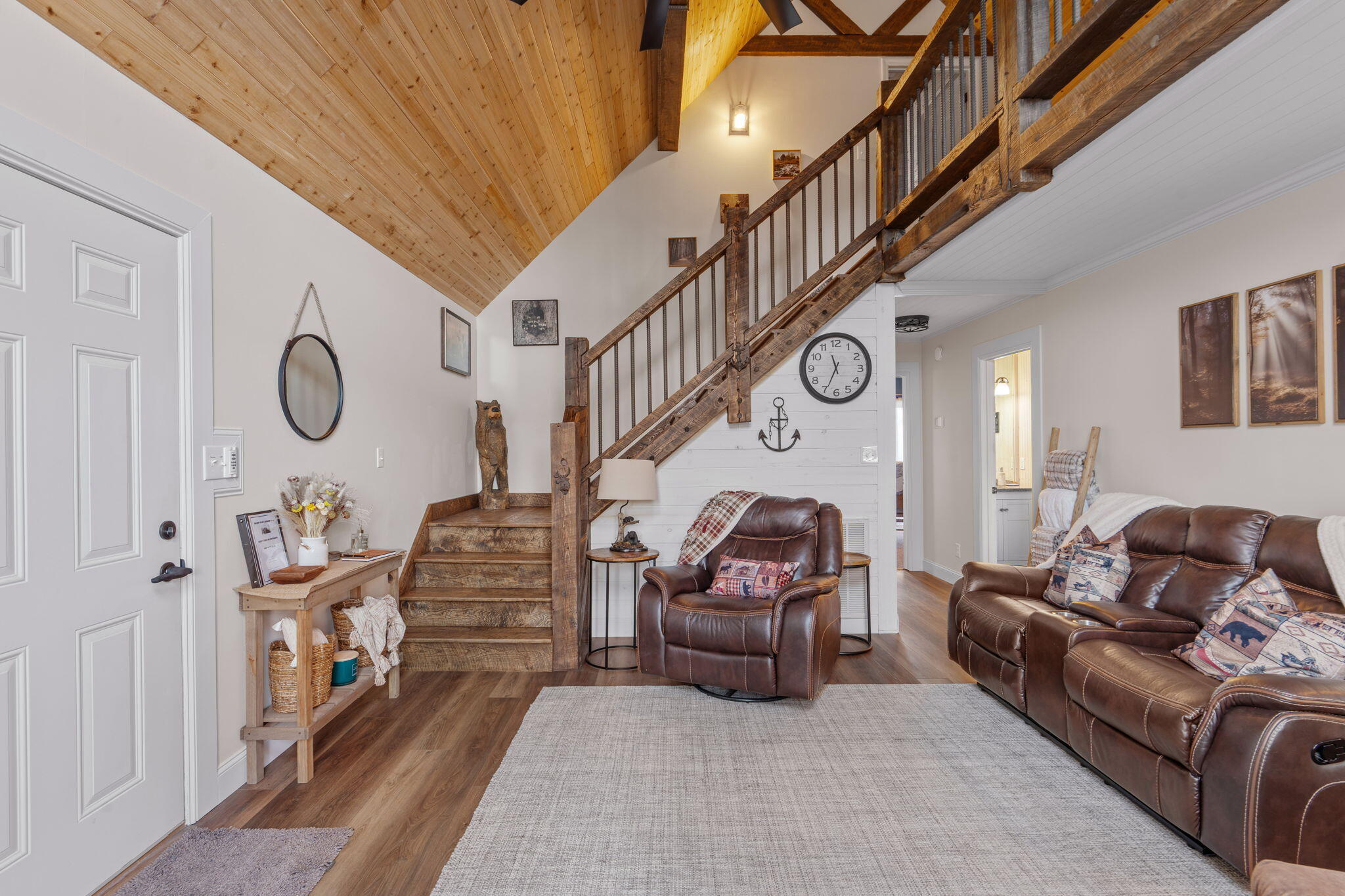 757 Lakehaven Circle