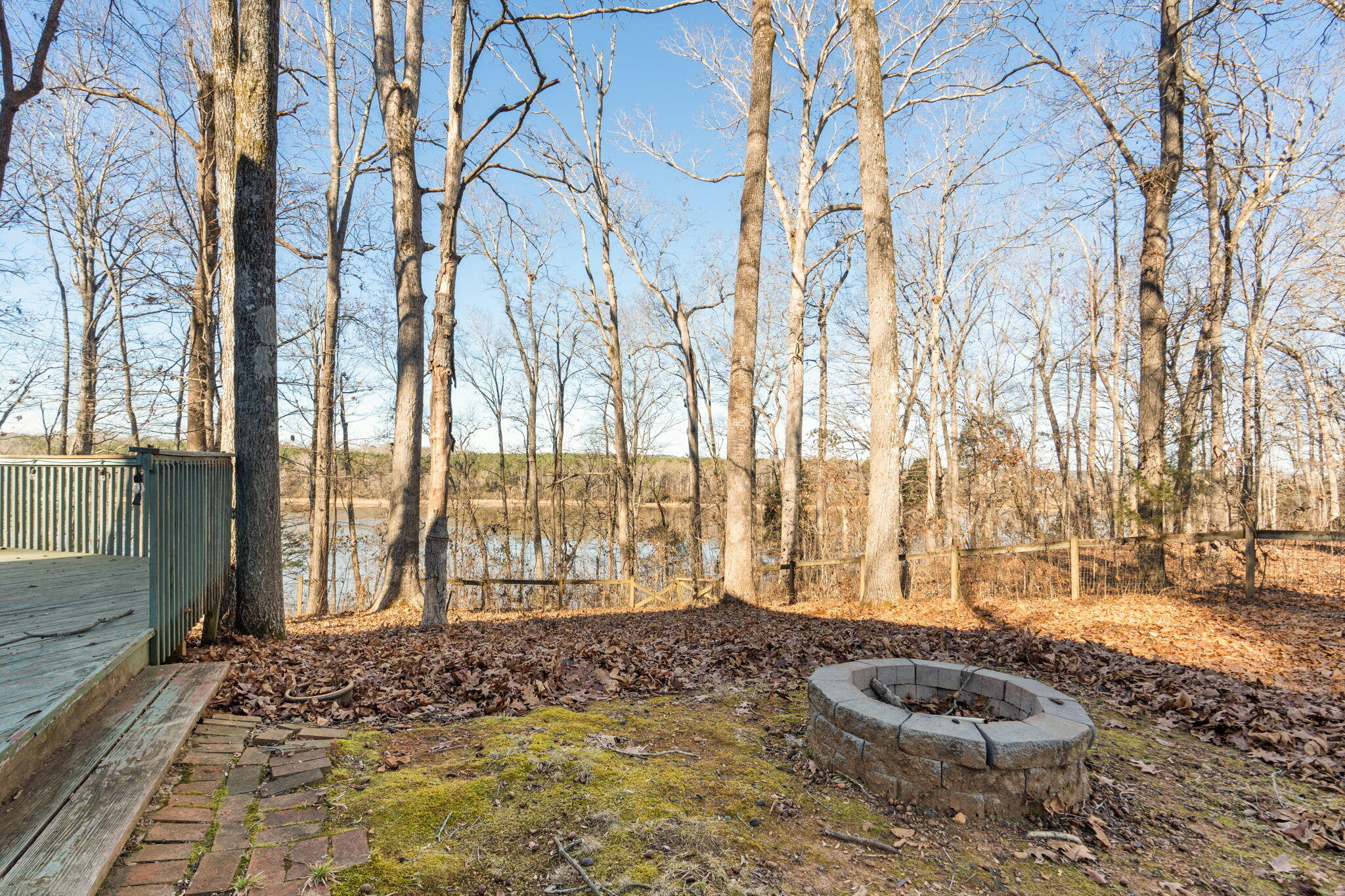 757 Lakehaven Circle