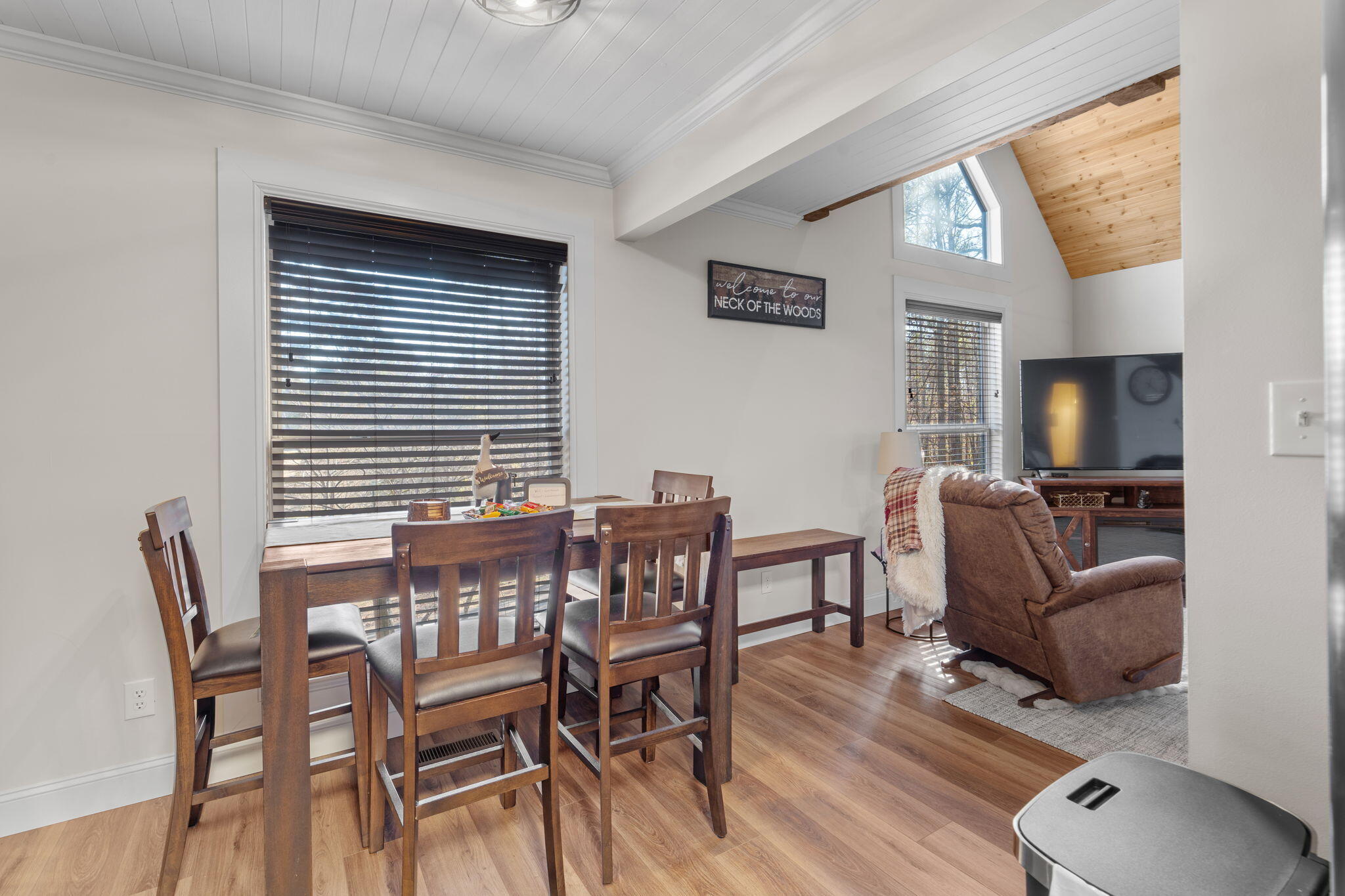 757 Lakehaven Circle