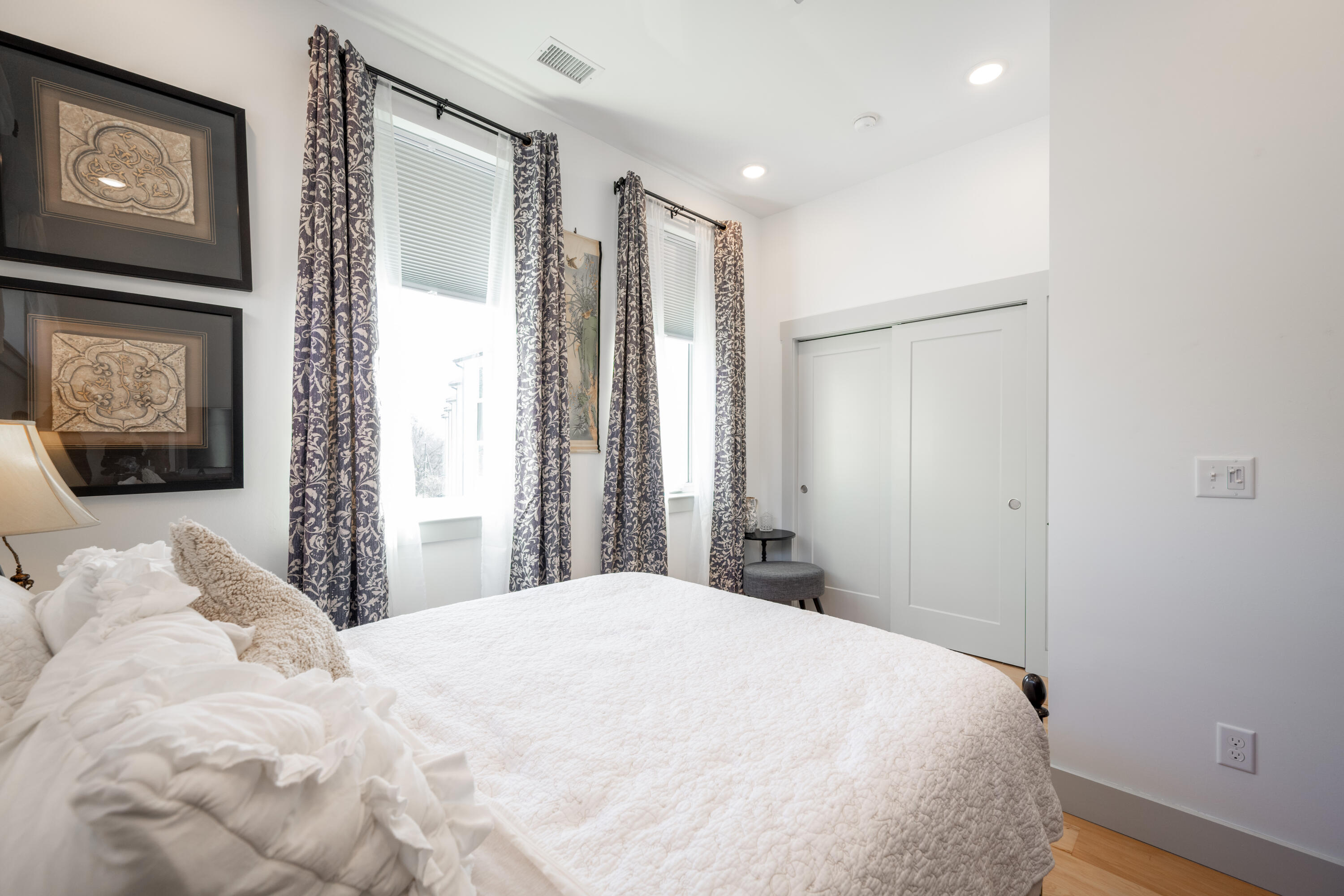 899 Cherokee Boulevard, 101